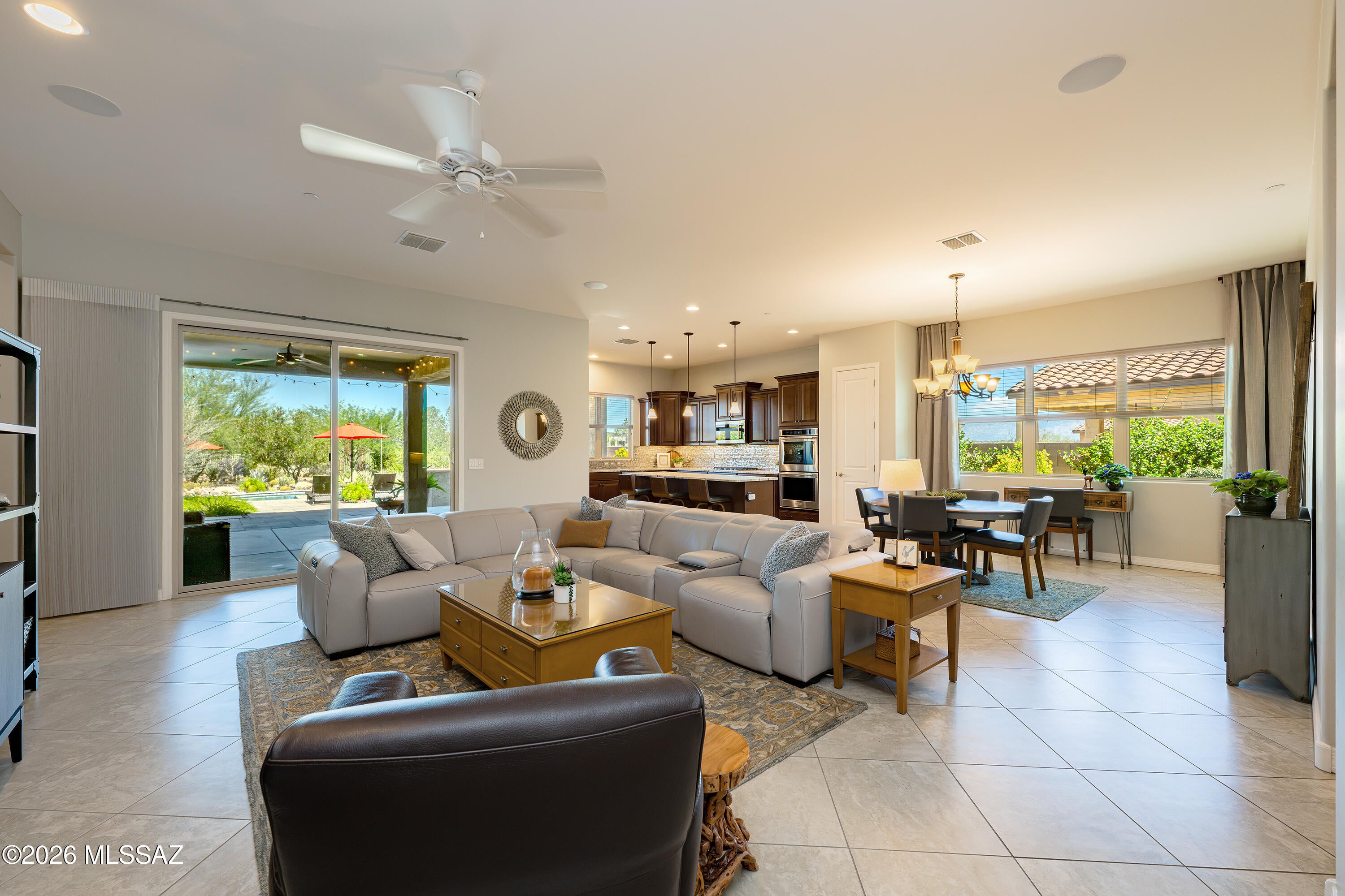 Silverbell West R-10 SQ20140800103 - Residential