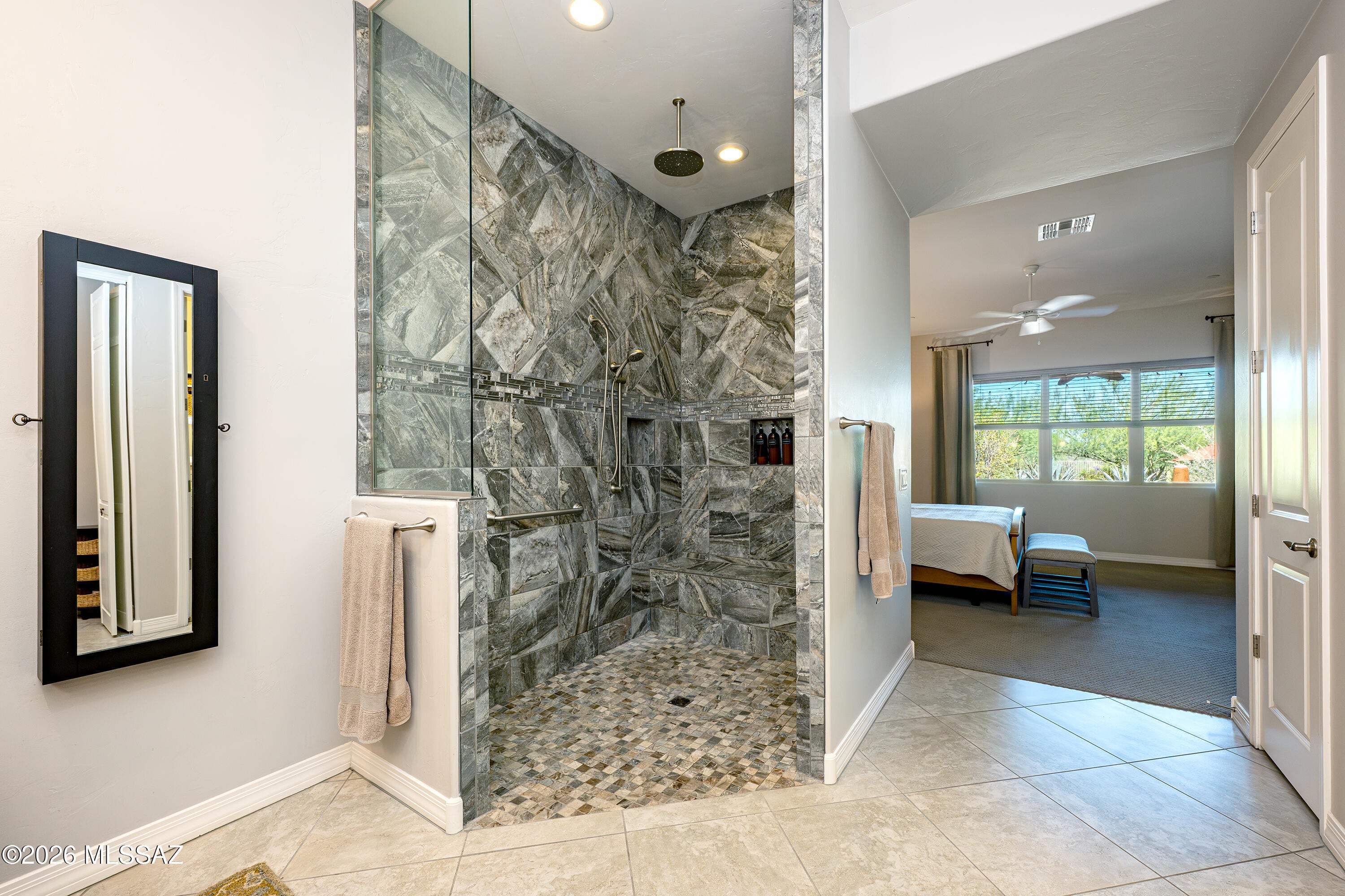 Silverbell West R-10 SQ20140800103 - Residential