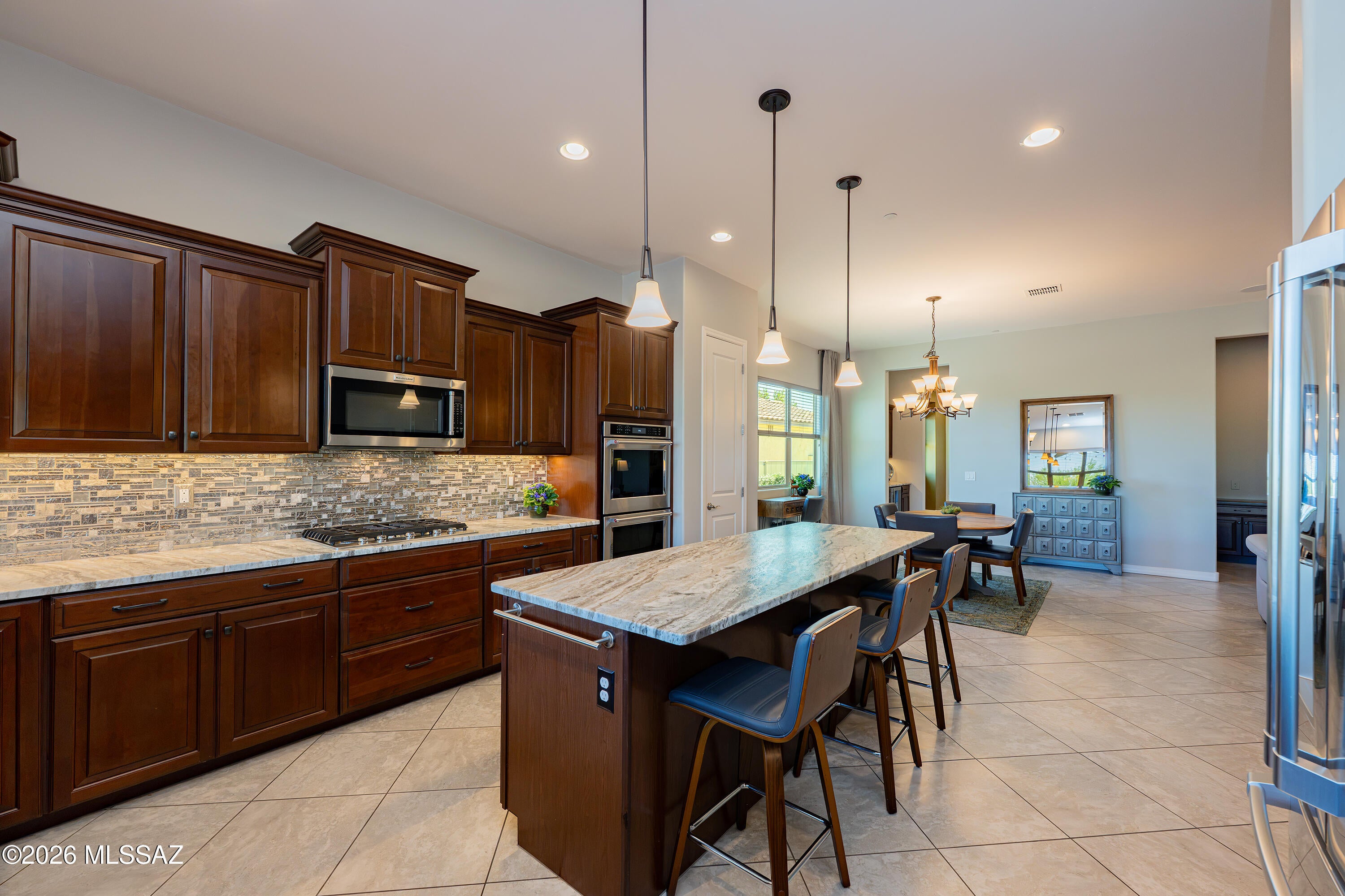 Silverbell West R-10 SQ20140800103 - Residential