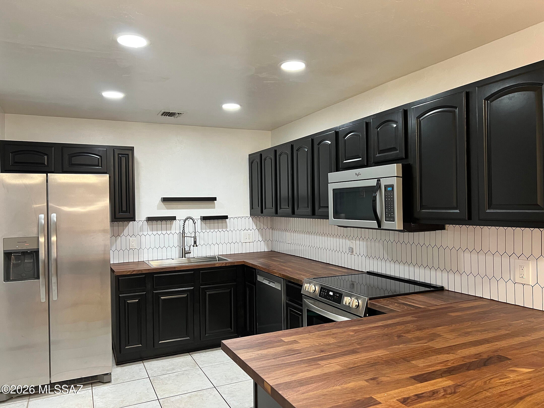 Reflections in the Catalina Condominium - Residential