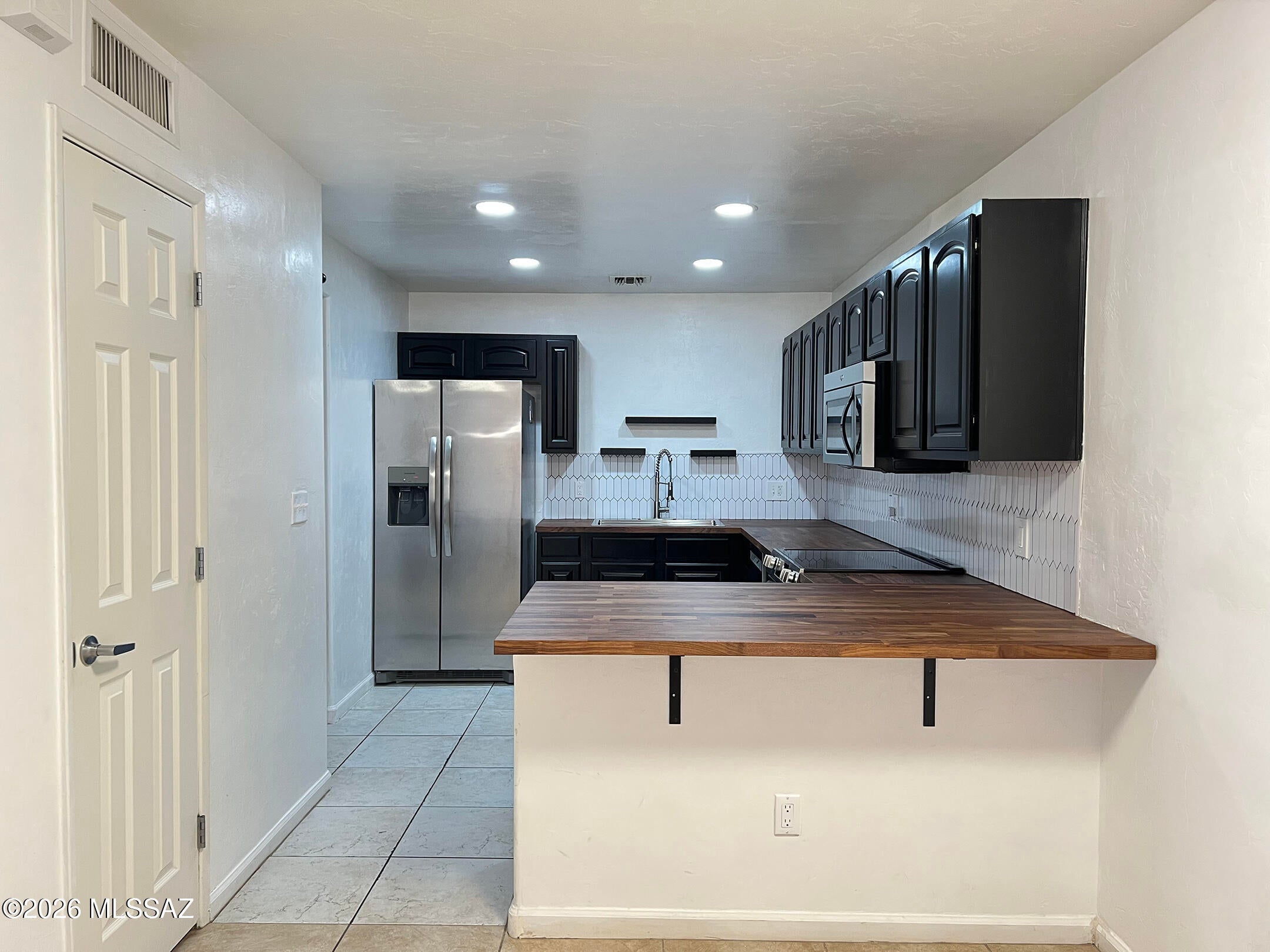 Reflections in the Catalina Condominium - Residential