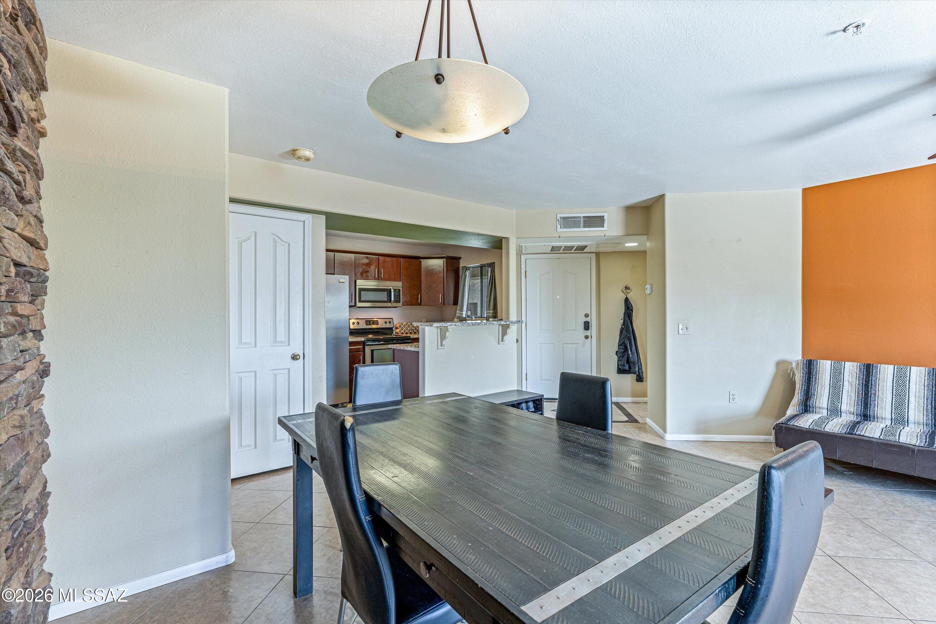 Veranda at Ventana Condominiums - Residential