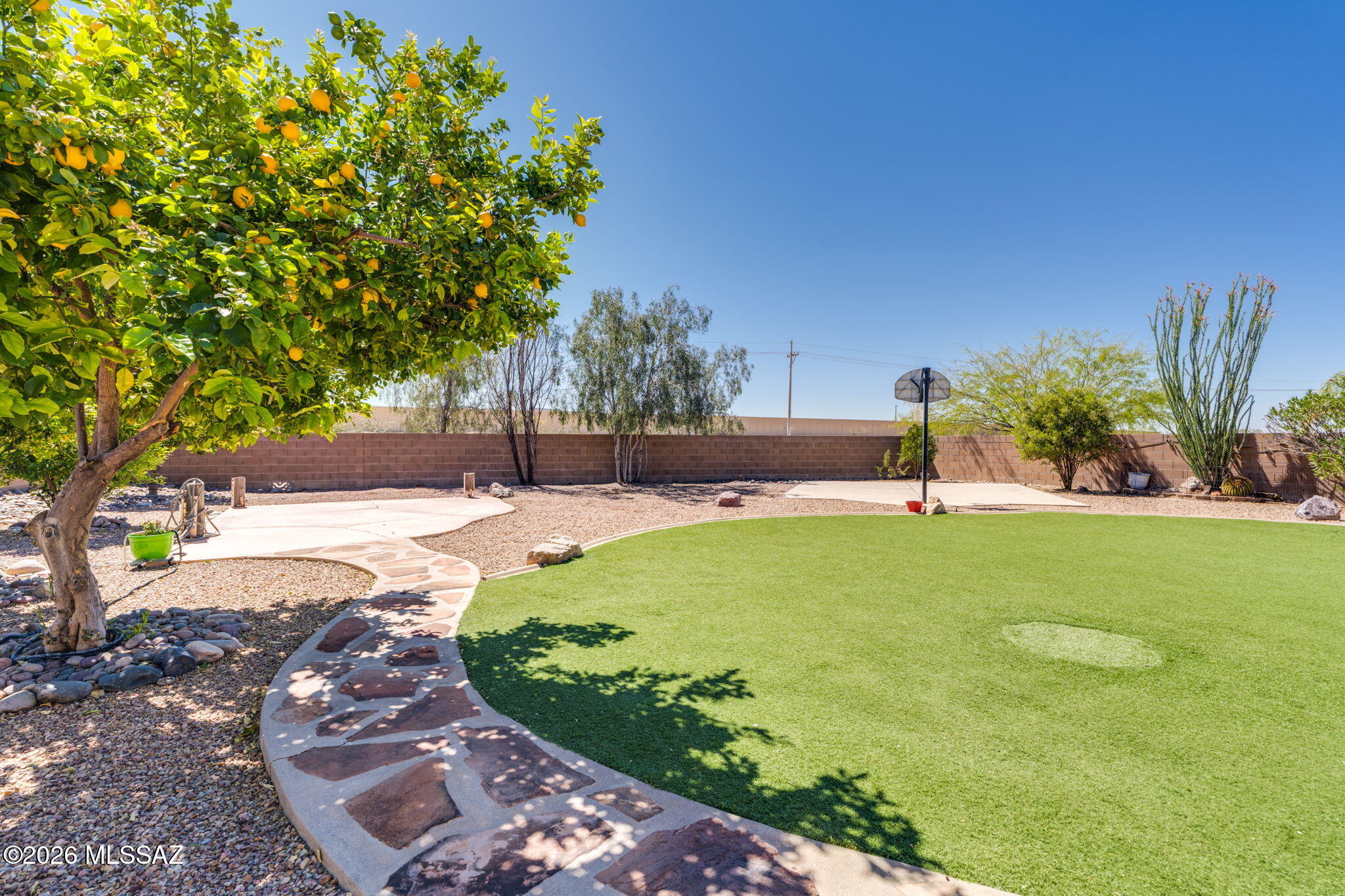 Hacienda Del Oro (1-879) - Residential