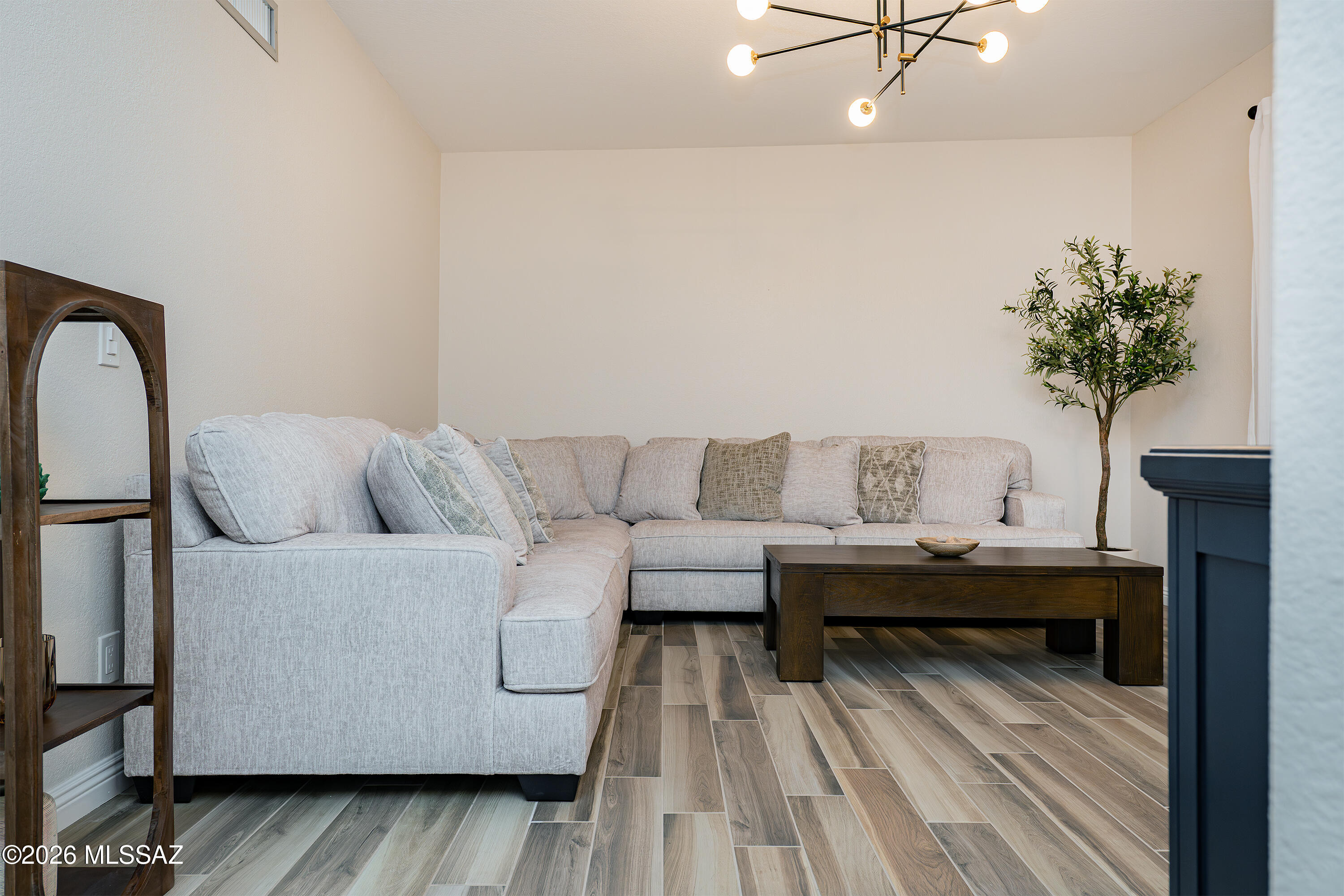 Bridlewood West (42-102) - Residential