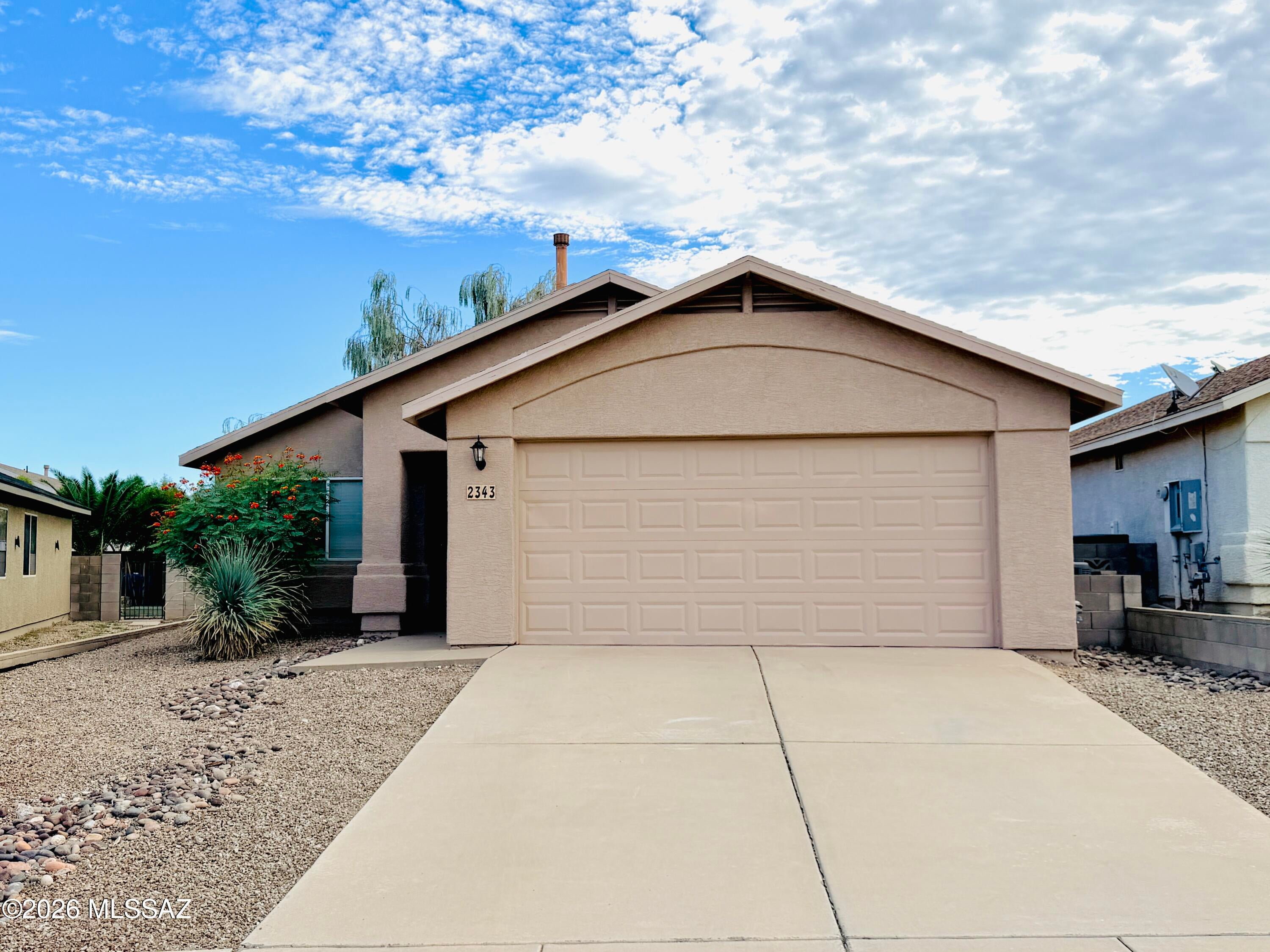 Refreshed and Updated!! Featuring 3 Bedrooms, 2 Baths, Vaulted Ceilings, with a 2 car garage.  Full Interior AND Exterior paint, New carpet, and Brand New Stainless steel appliances.   Close to Shopping, Downtown and lots of Restaurants.  Move In Ready! Homes like this don't last!! Come check it out!!