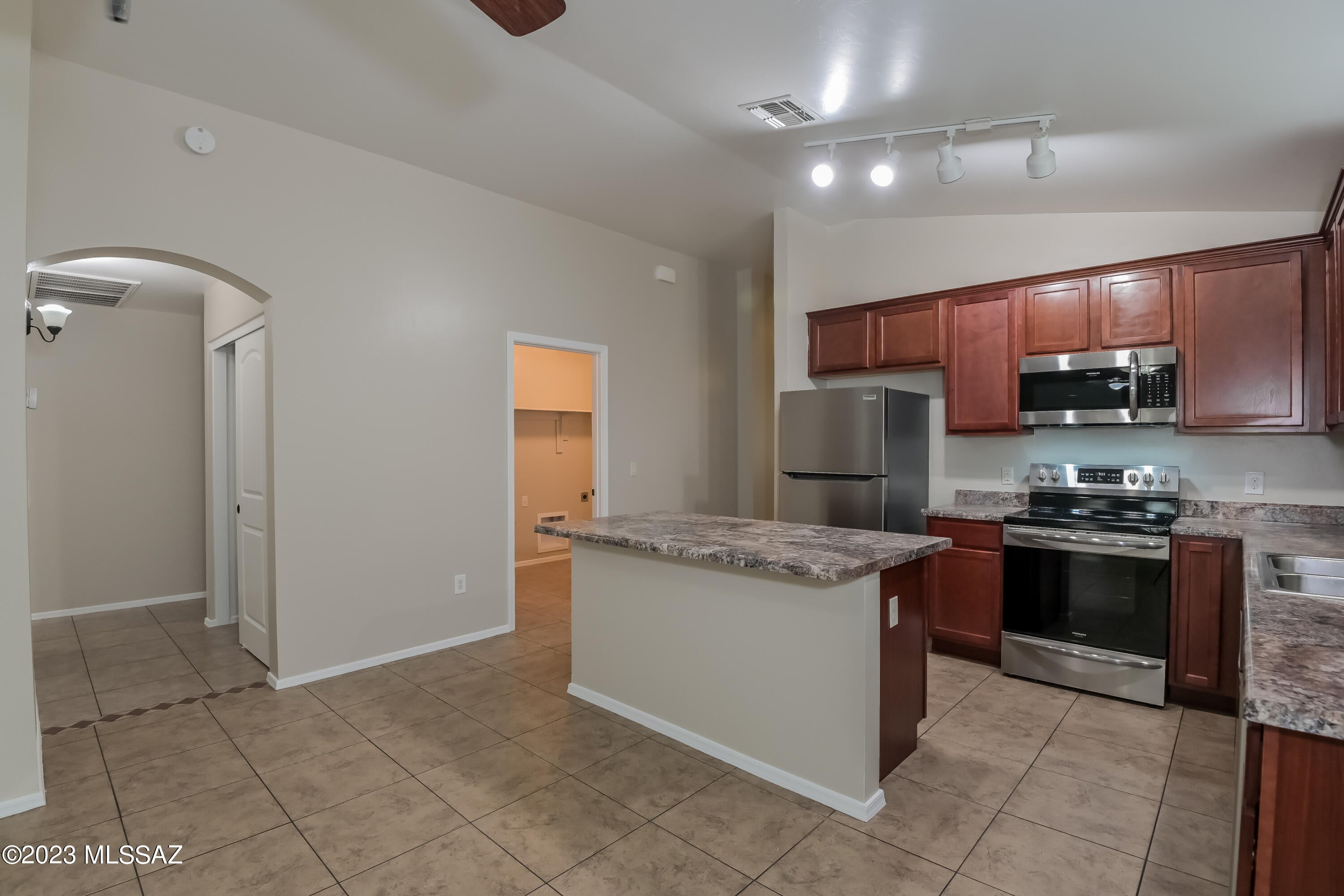 Caddis Haley Estates (1-161) - Residential Lease