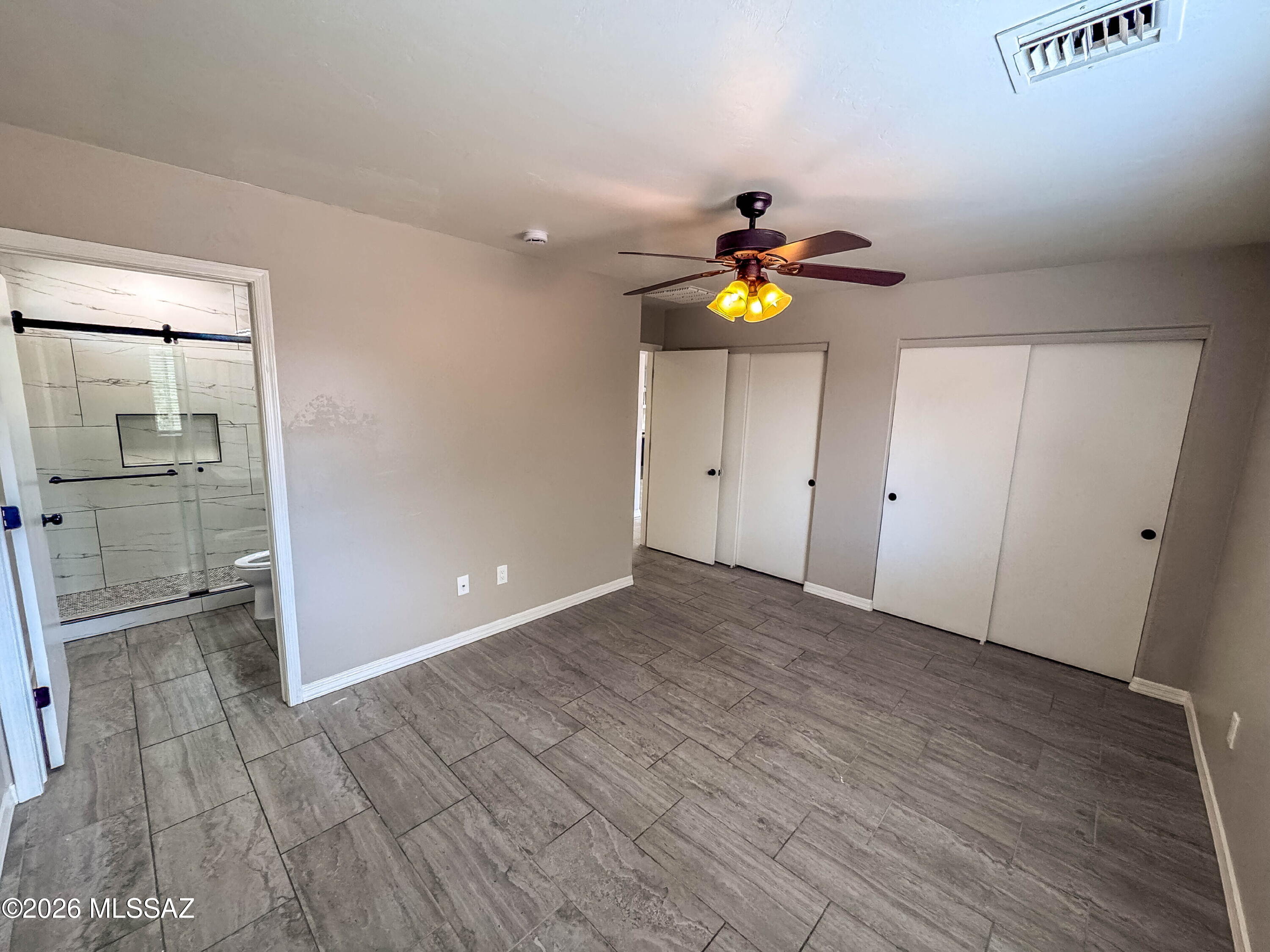 Valencia Reserve South (1-315) - Residential Lease