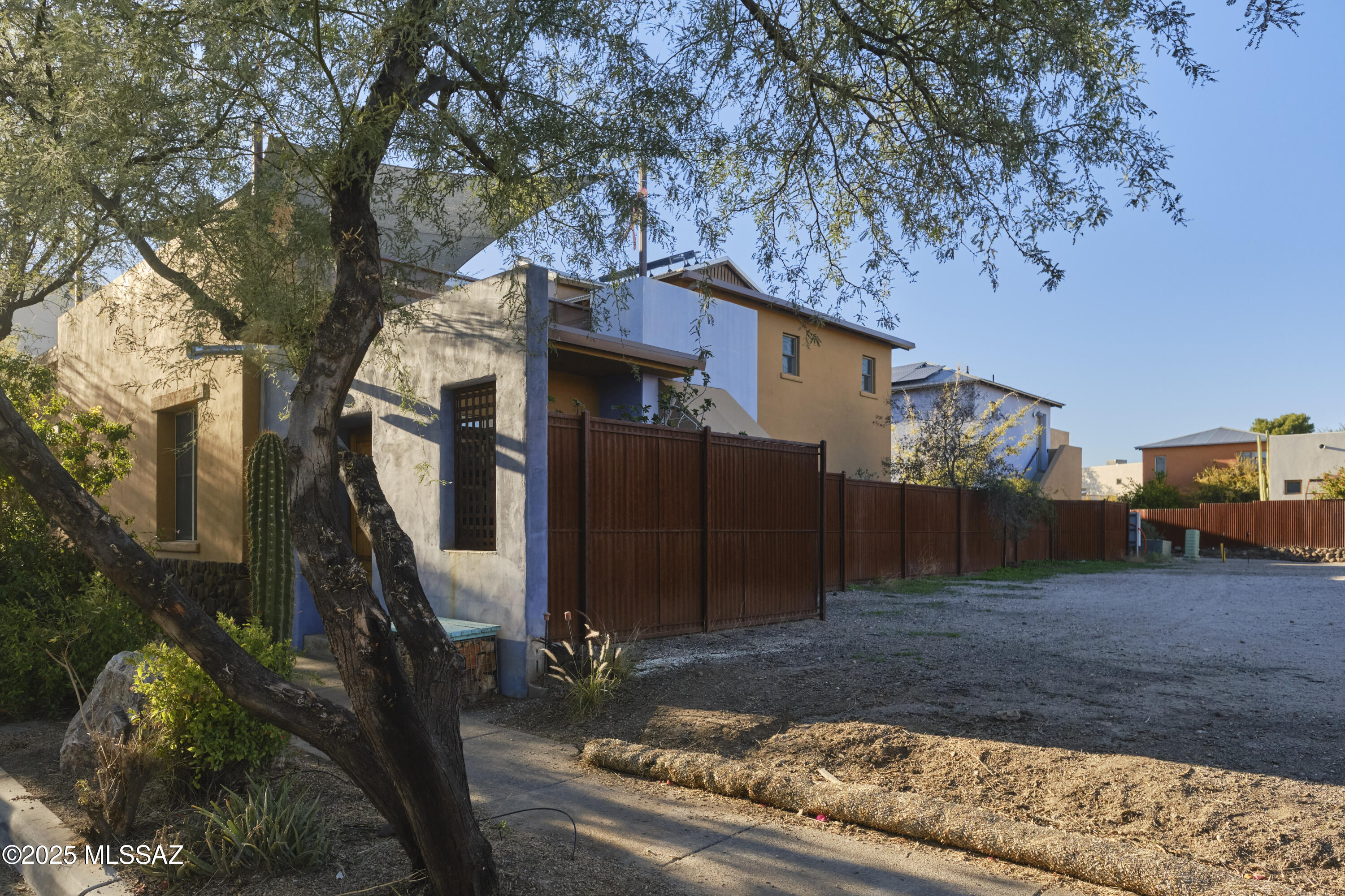 Mercado District of Menlo Park Blks A-D (1-100) - Residential