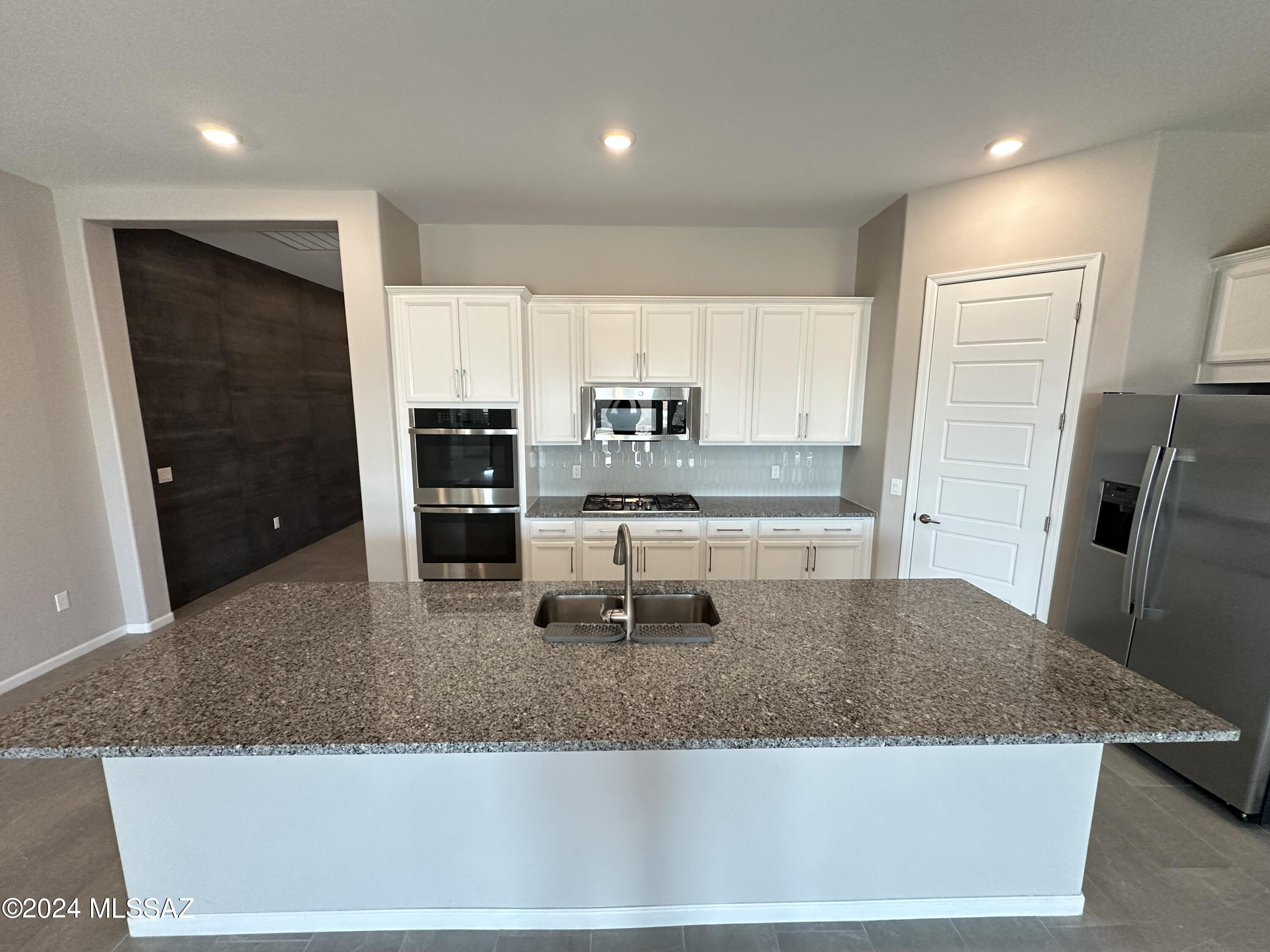 Gladden Farms BLK 30 - Residential Lease