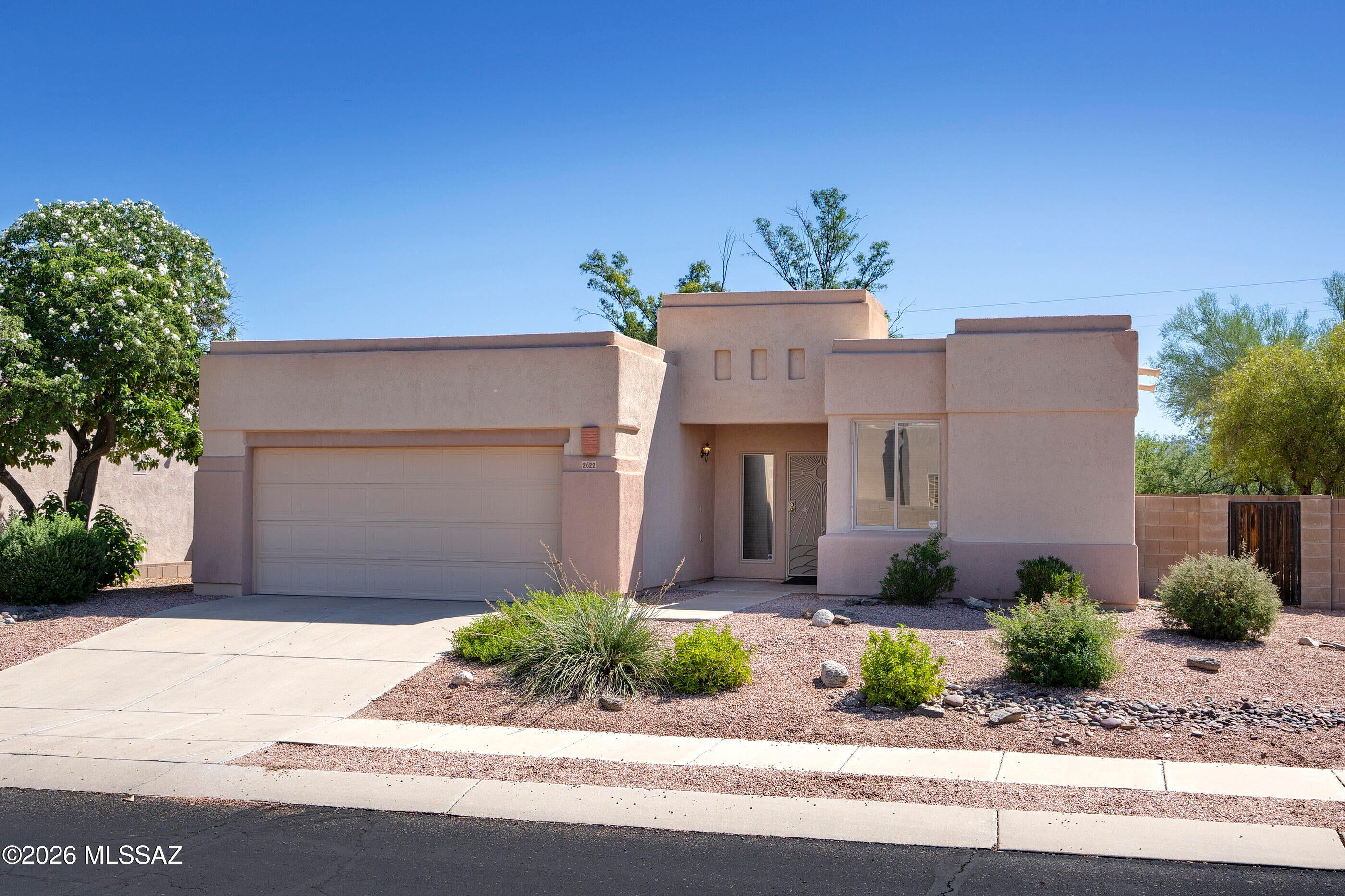 Rancho Esperero (1-343) - Residential