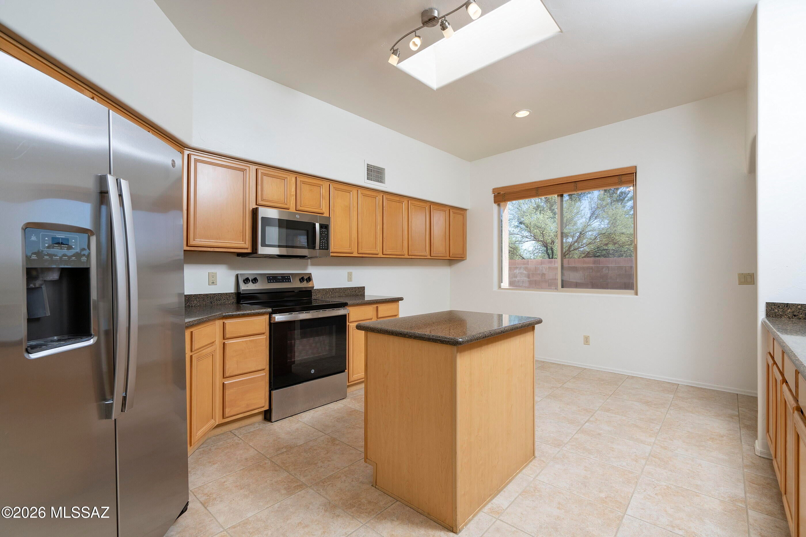 Rancho Esperero (1-343) - Residential