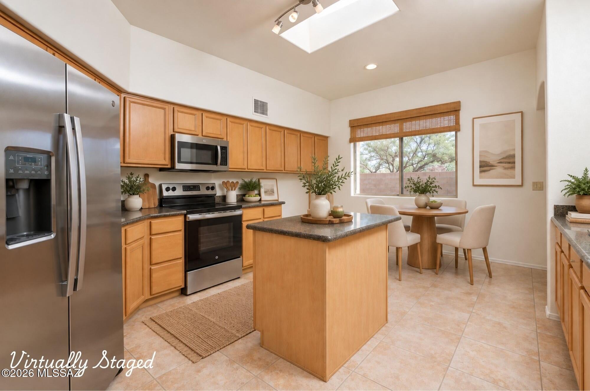 Rancho Esperero (1-343) - Residential