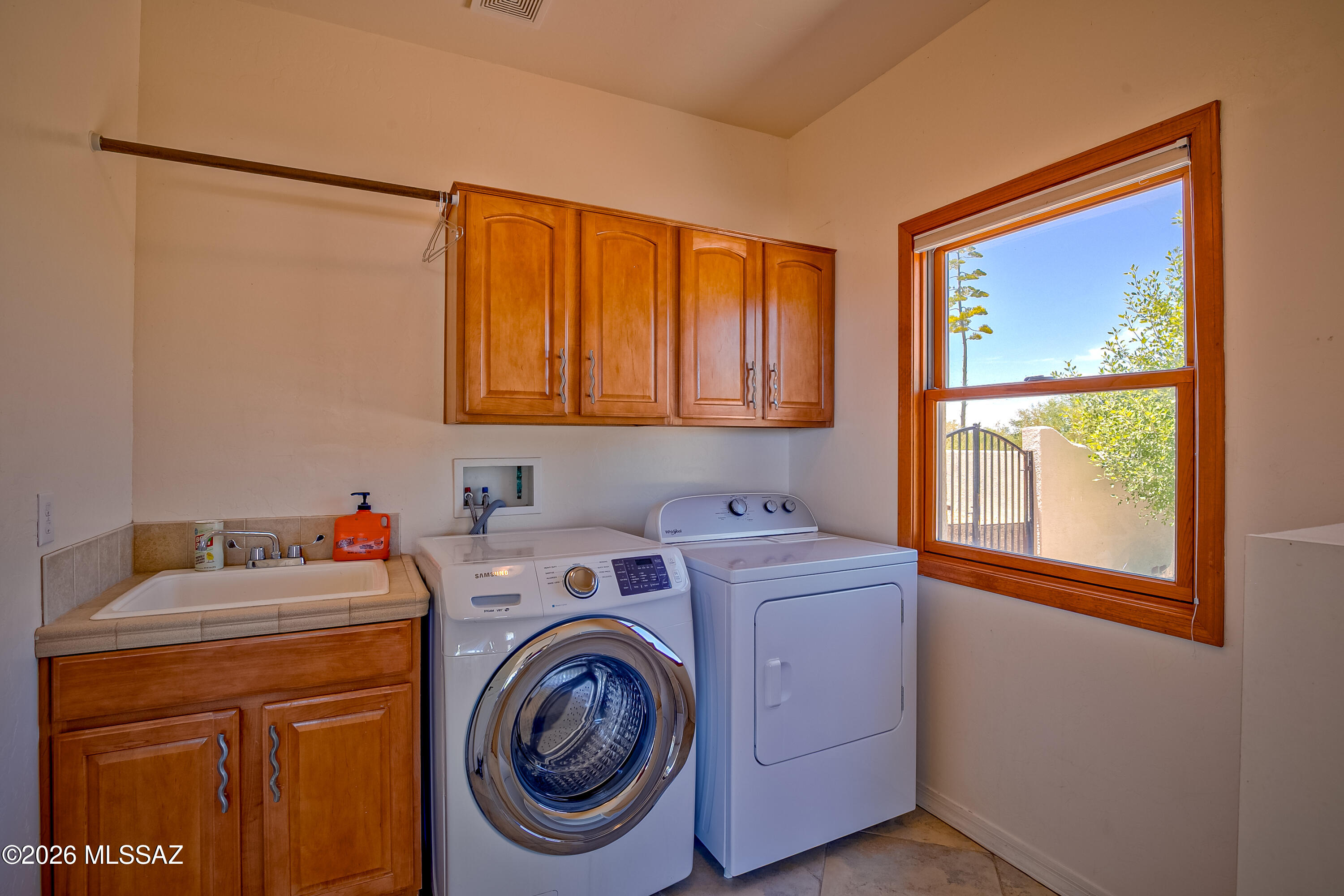 New Tucson Unit NO. 28 - Residential