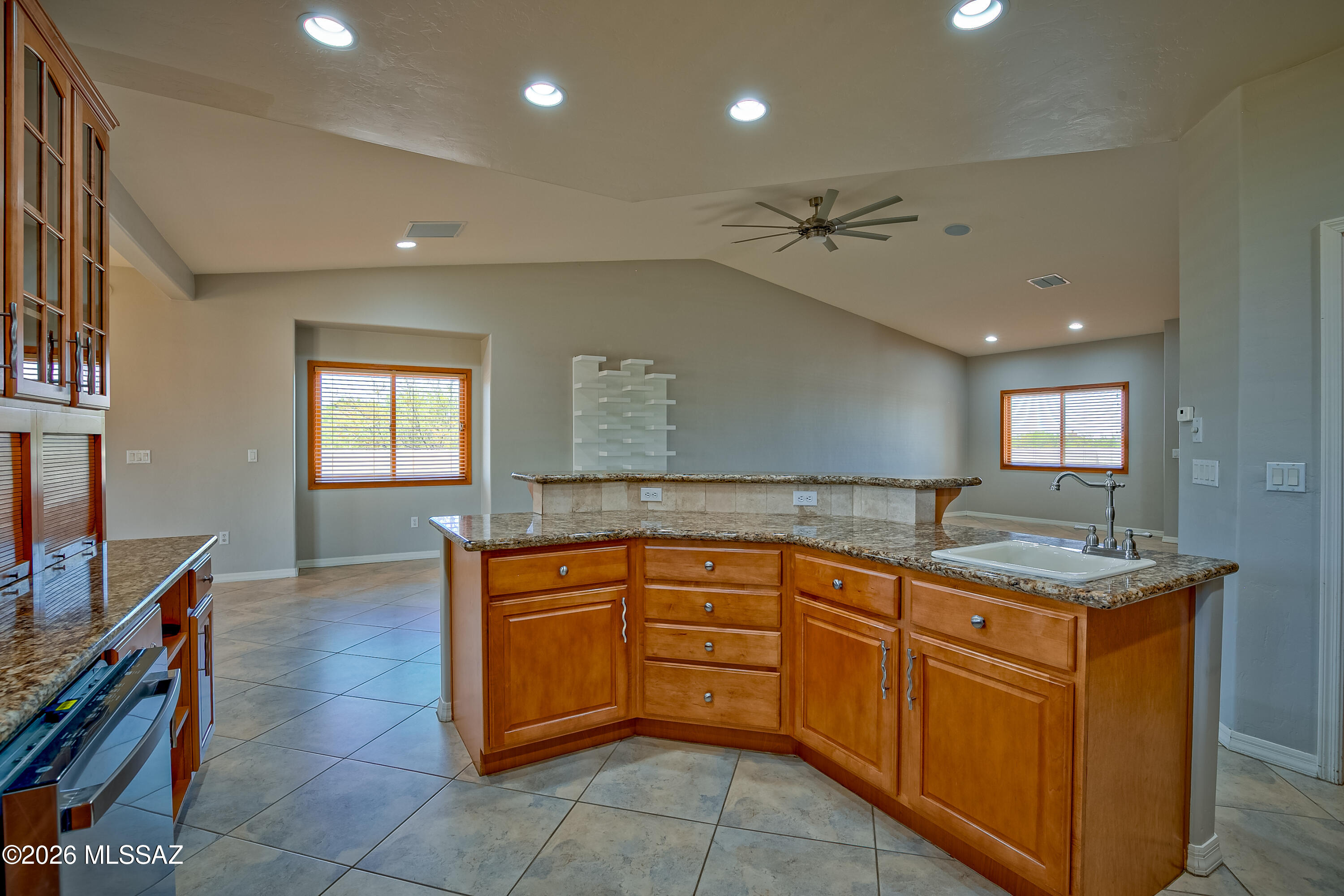 New Tucson Unit NO. 28 - Residential
