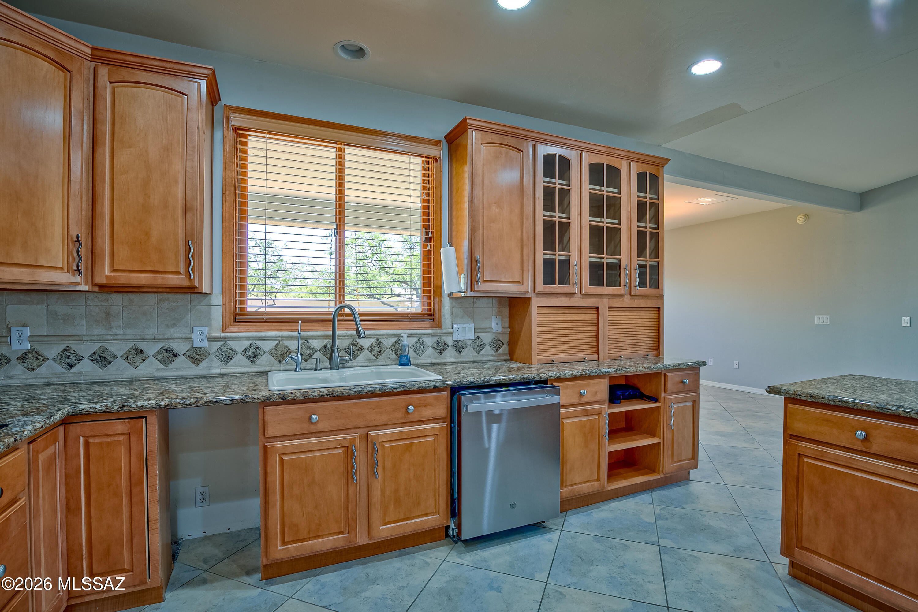 New Tucson Unit NO. 28 - Residential