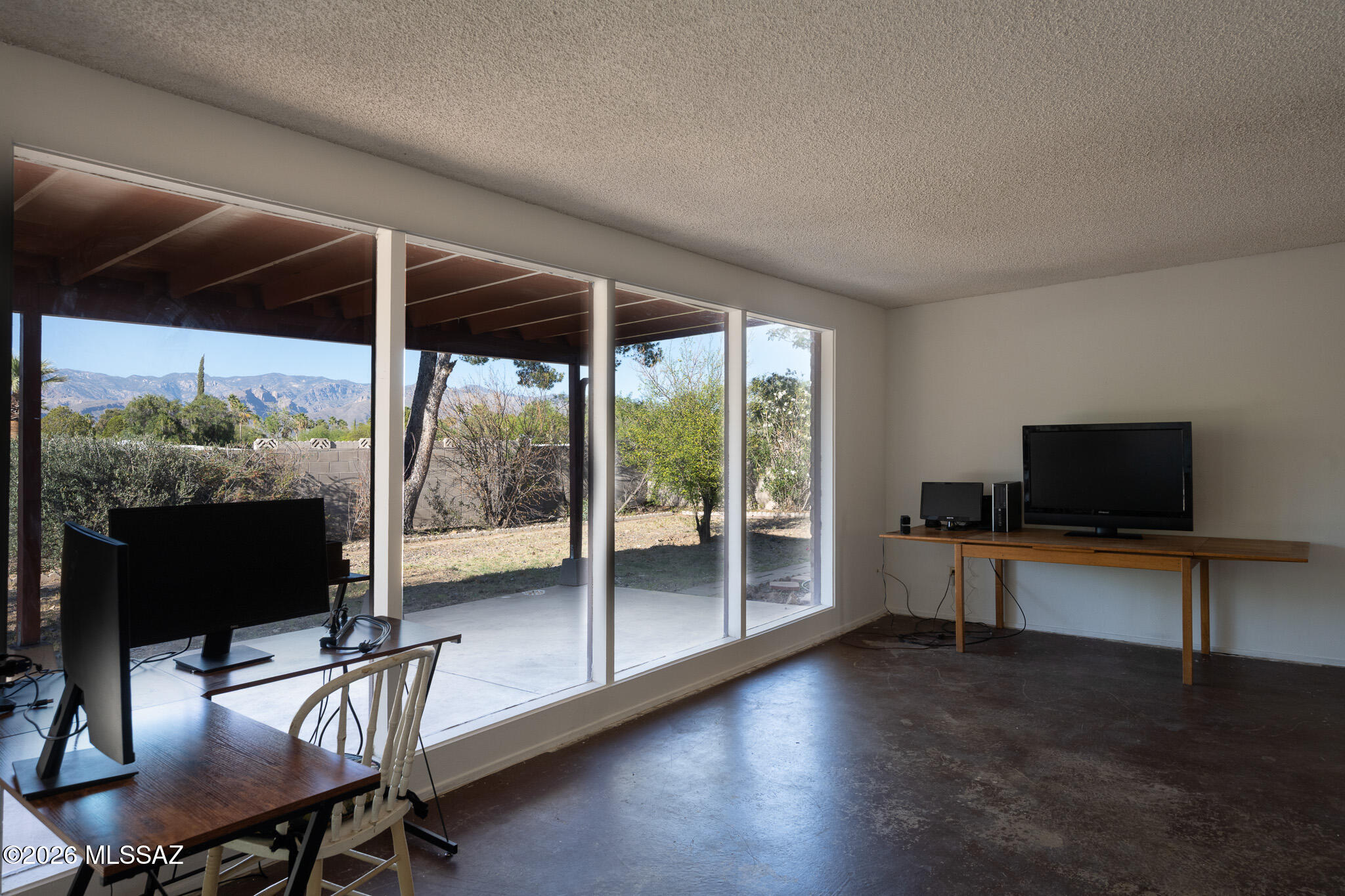 Verde Vista (101-122) - Residential