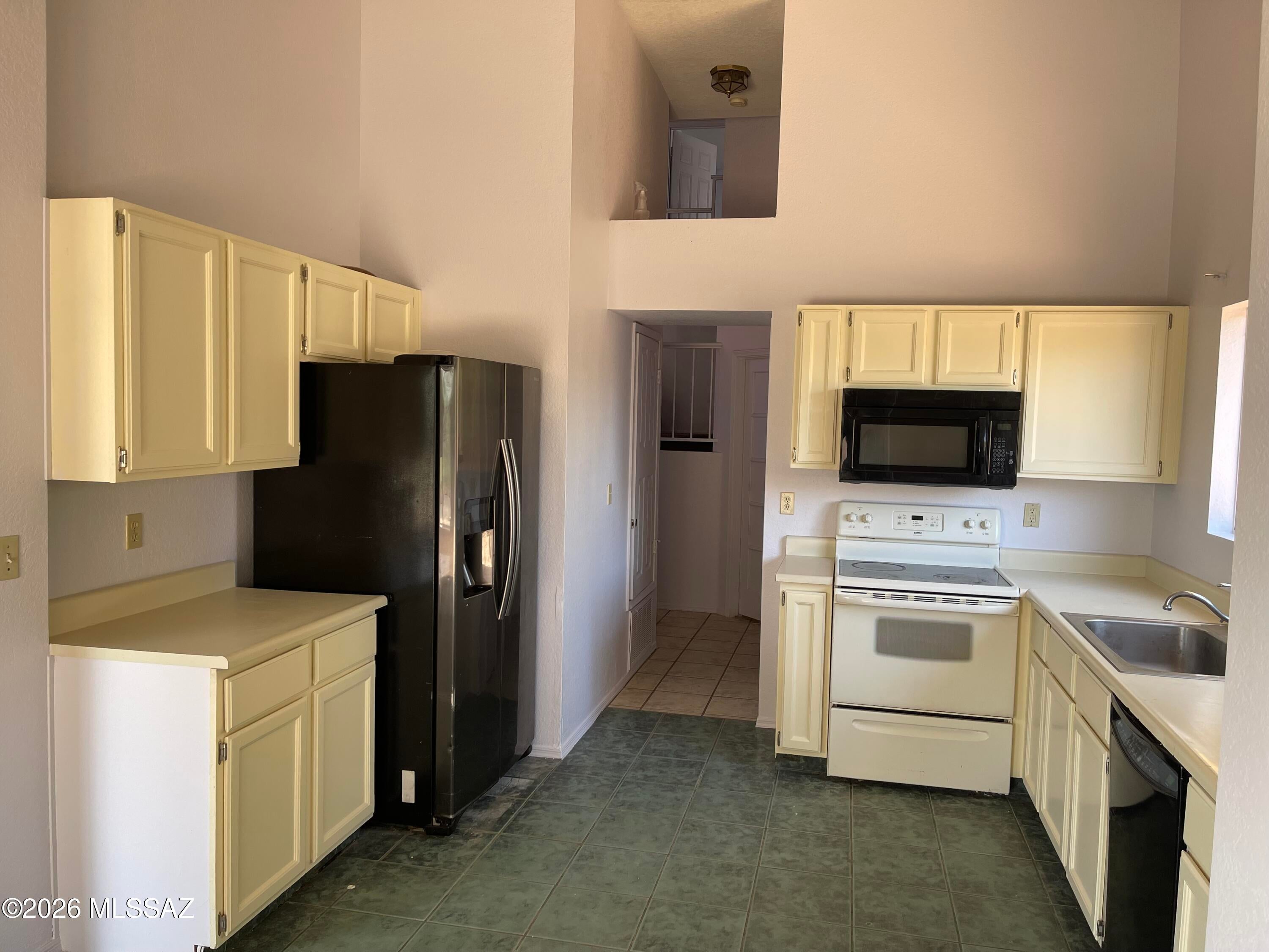 Countryside Valley (1-123) - Residential Lease