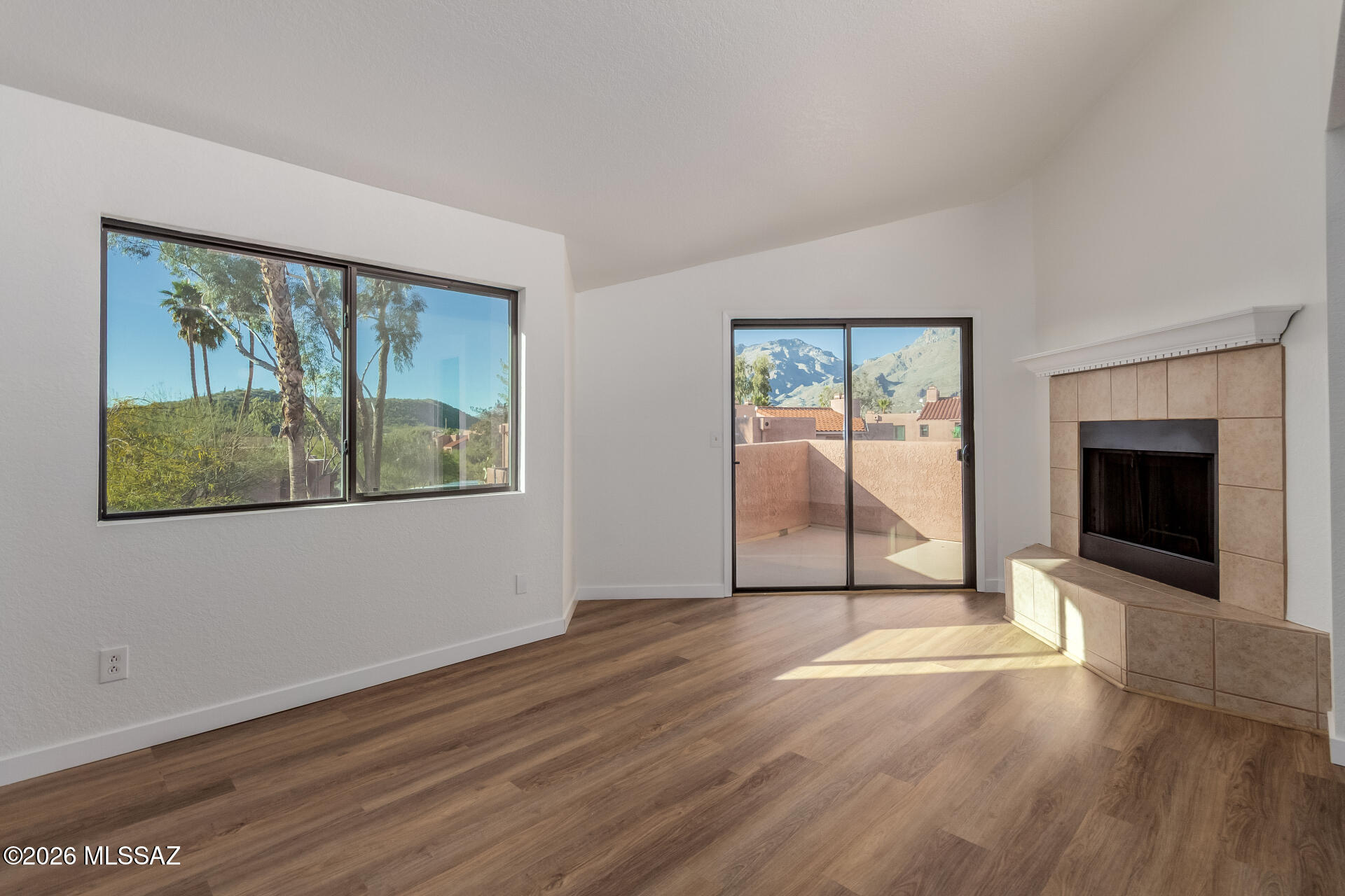 Ventana Vista Condominiums - Residential