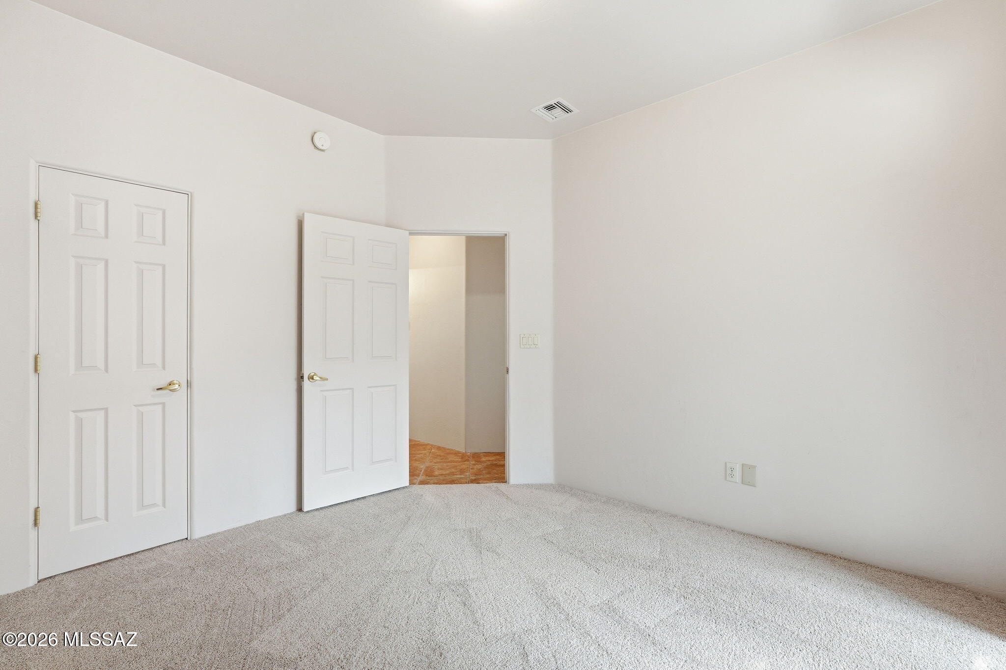 Kinney Village (1-112) - Residential