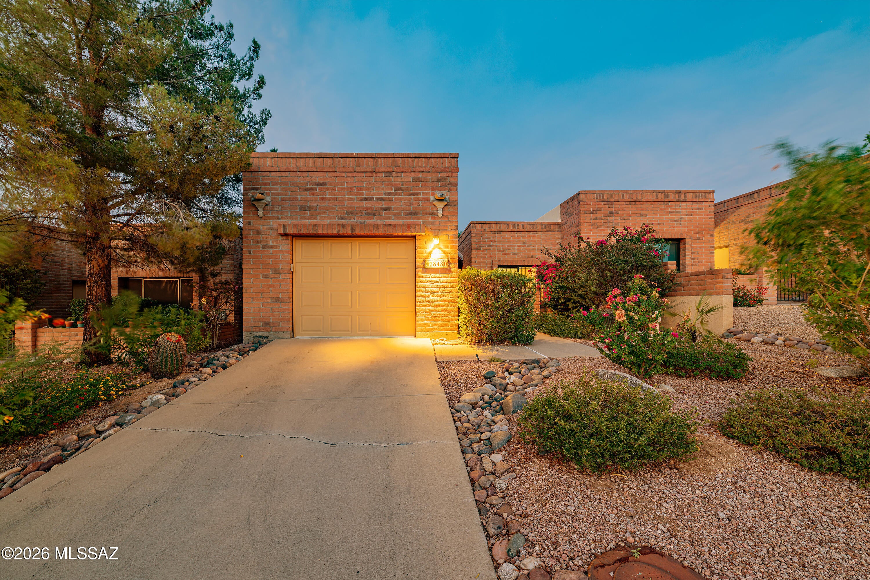 Fairfield La Cholla Hills - Residential