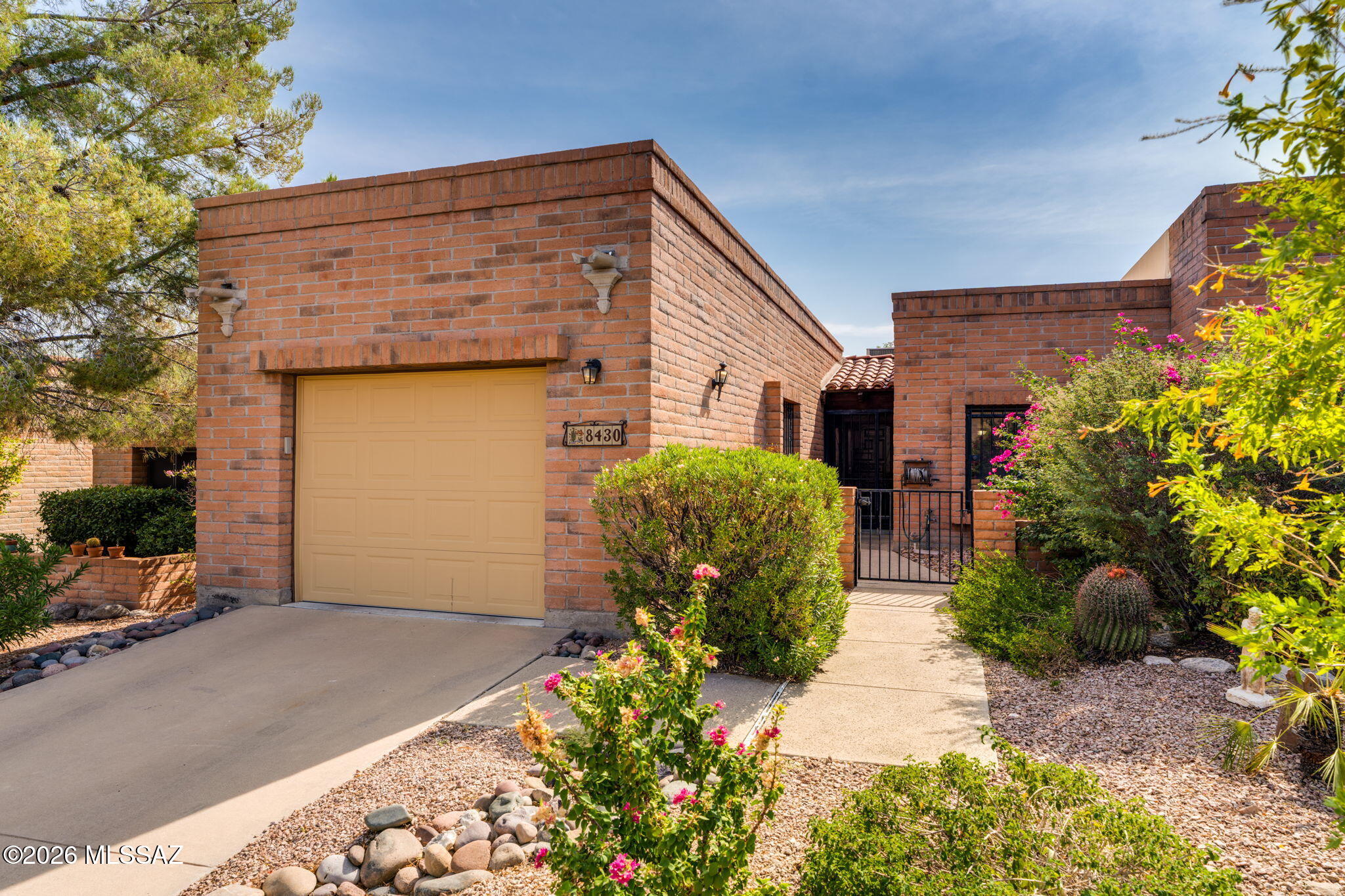 Fairfield La Cholla Hills - Residential