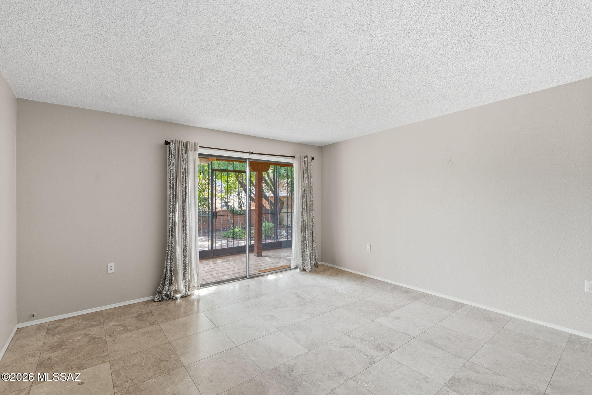Fairfield La Cholla Hills - Residential