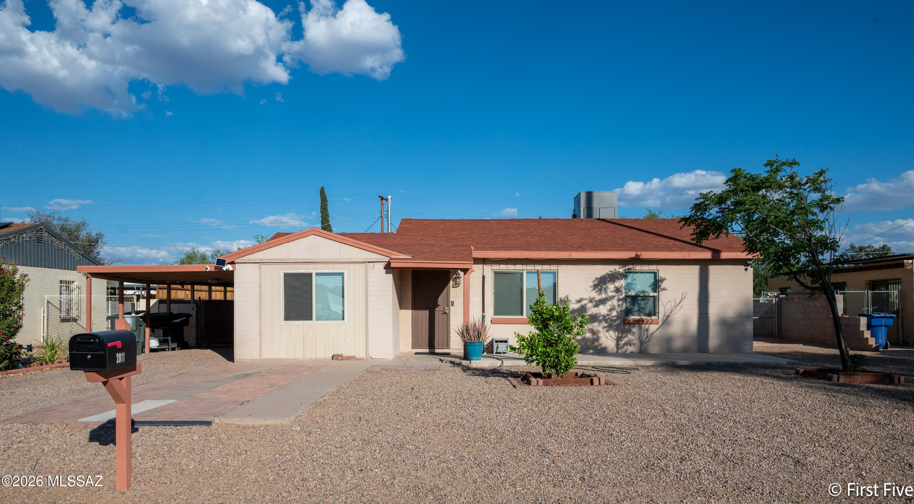 Darling three bedroom and one bath rental home. All appliances and washer and dryer included. No carpet, all tile floors. Great size backyard for all your entertaining. $50 app per adult, $1600 rent, $1600 deposit, $150 nonrefundable/pet (on approved pet), $350 nonrefundable cleaning. Call today to schedule a showing or walk-thru video.