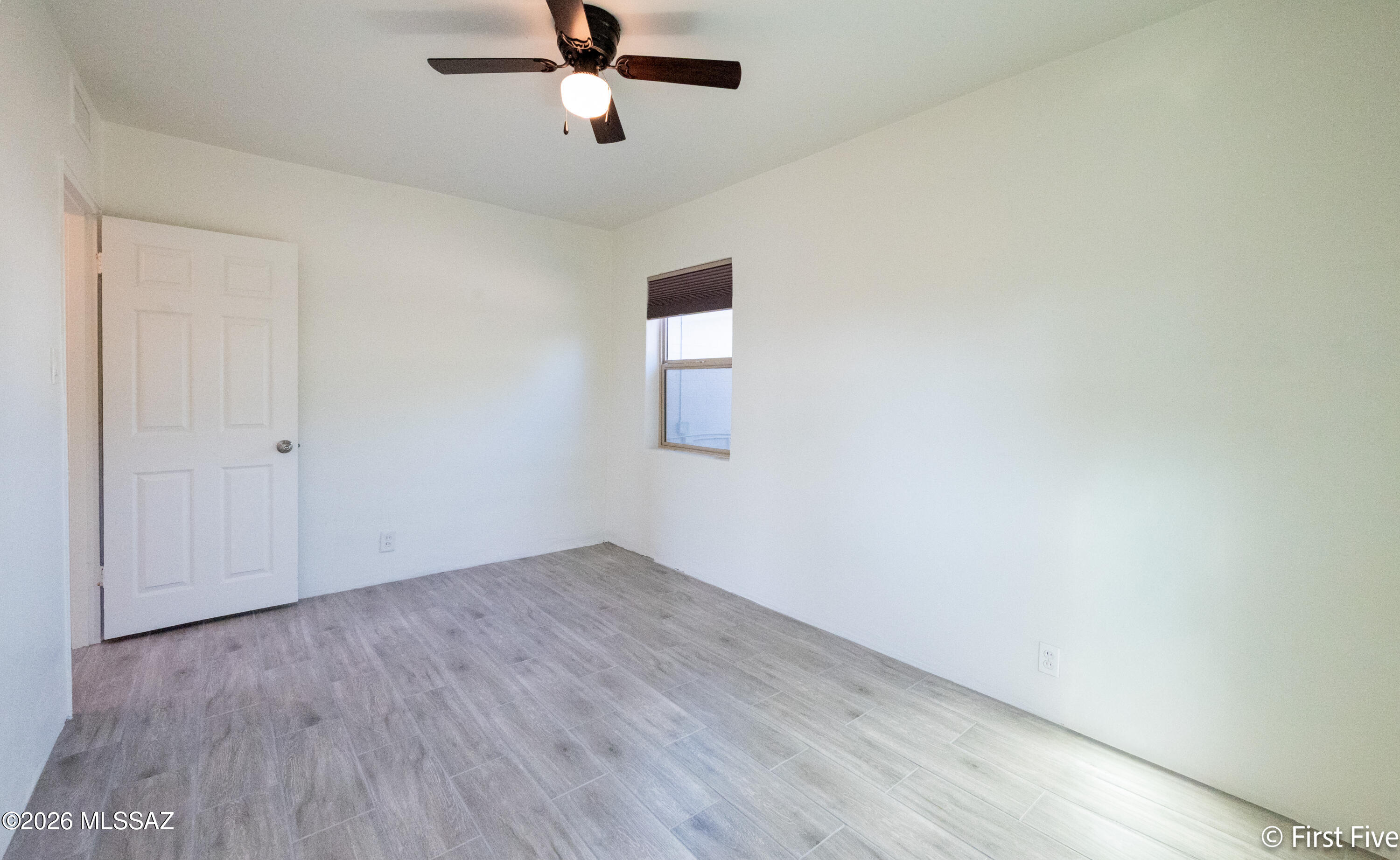 Country Club Park - Residential Lease