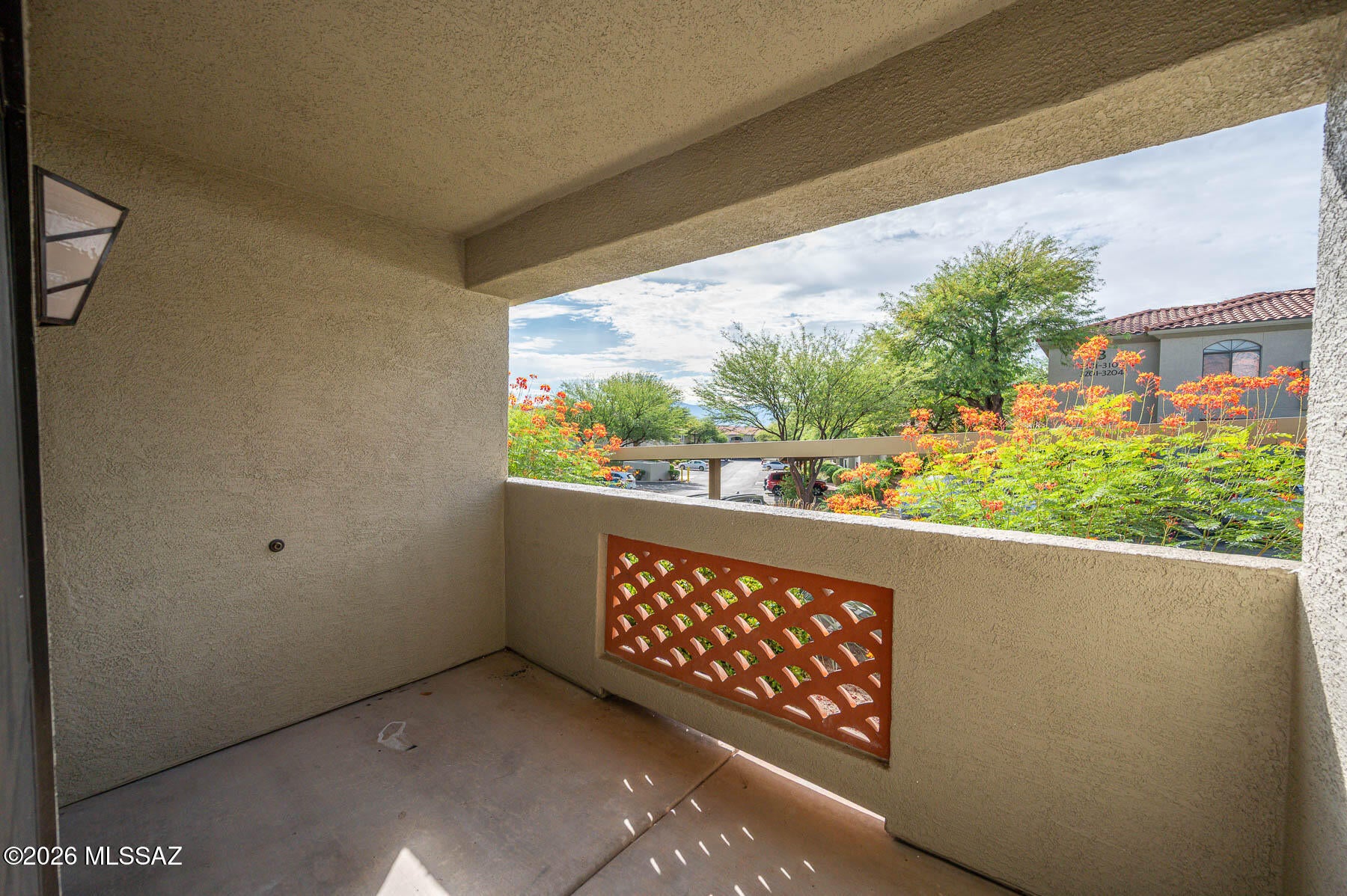 Veranda at Ventana Condominiums - Residential