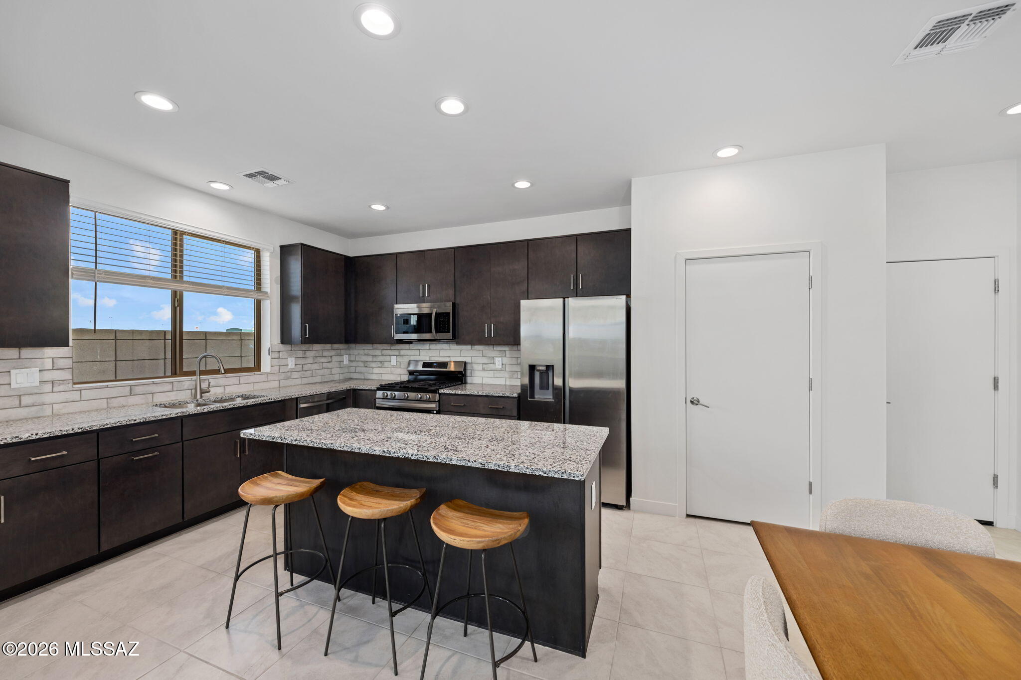Pearl at the Bridges - Residential