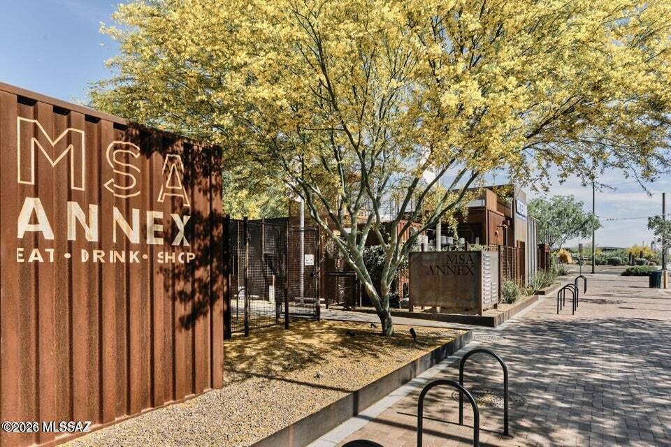 Mercado District of Menlo Park Blks A-D (1-100) - Residential