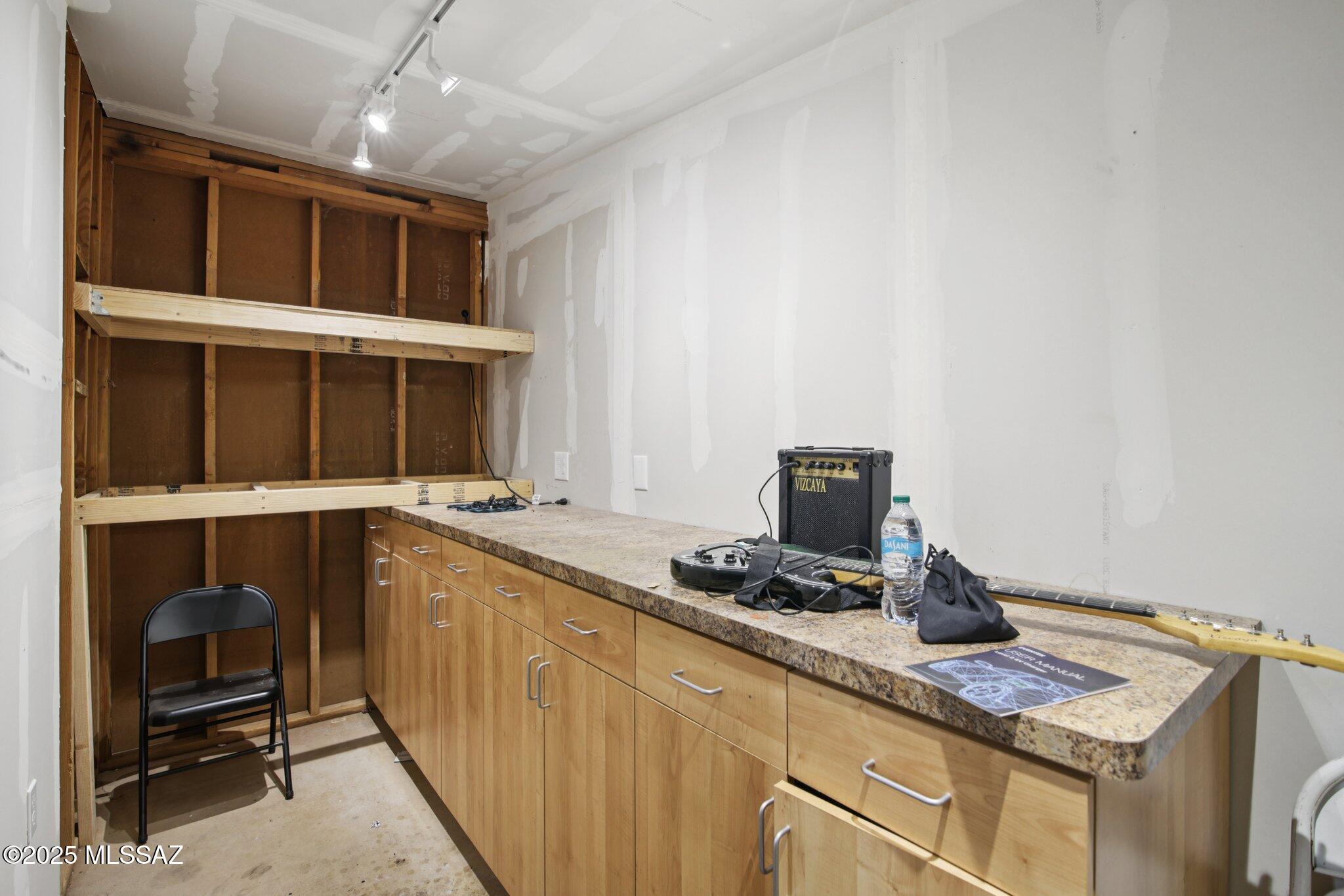 Casas Adobes West (1-220) - Residential
