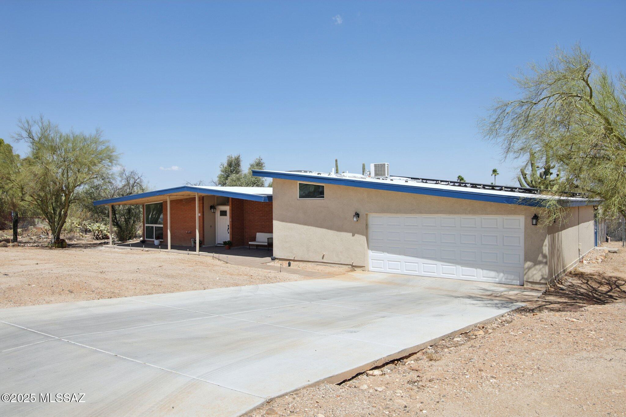 Casas Adobes West (1-220) - Residential