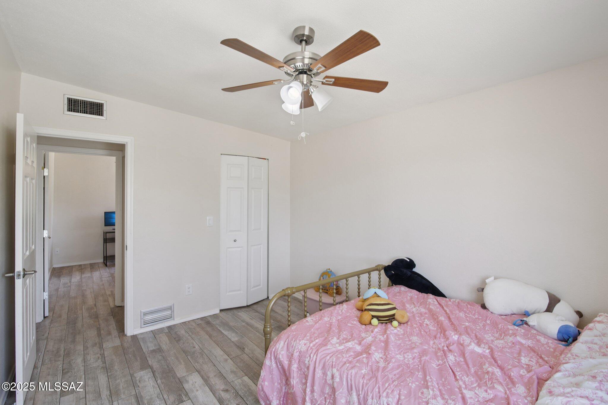 Casas Adobes West (1-220) - Residential