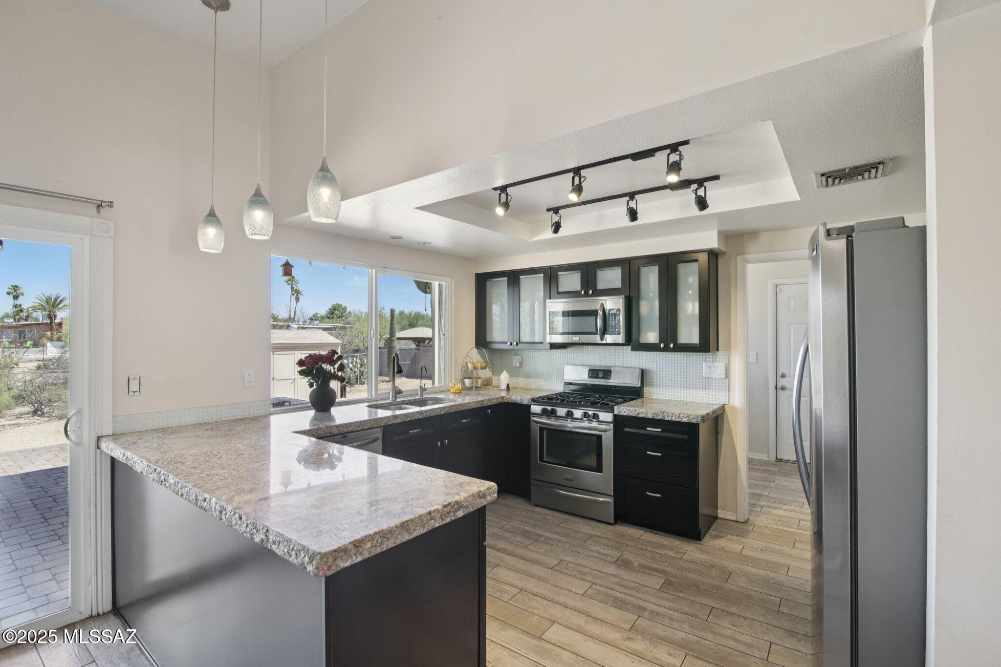 Casas Adobes West (1-220) - Residential