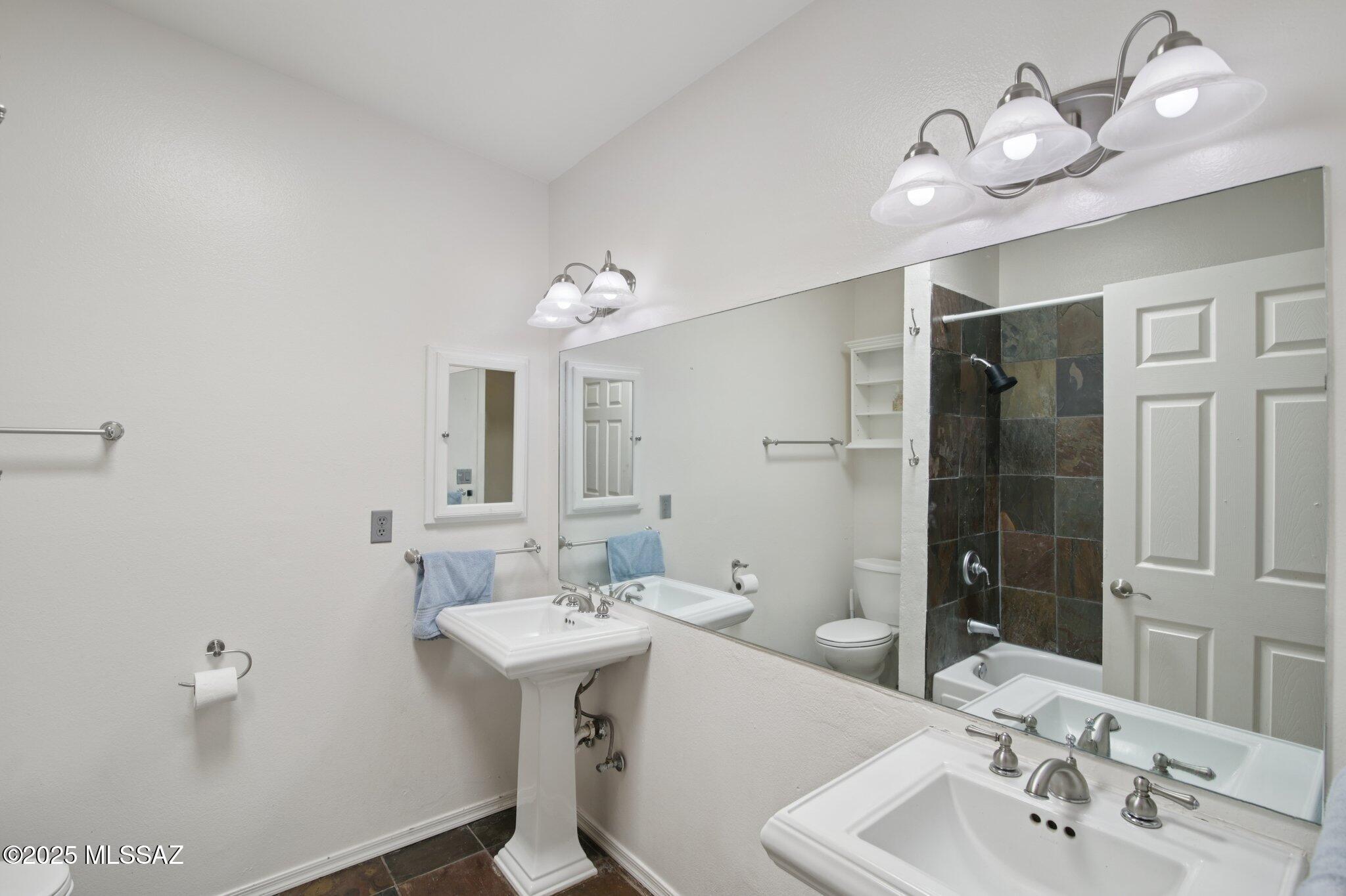Casas Adobes West (1-220) - Residential