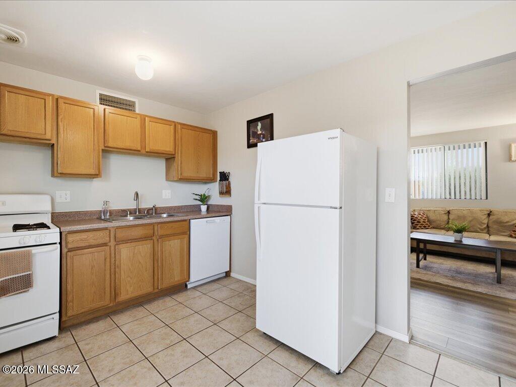 Sunset Foothills Condos (1-201) - Residential