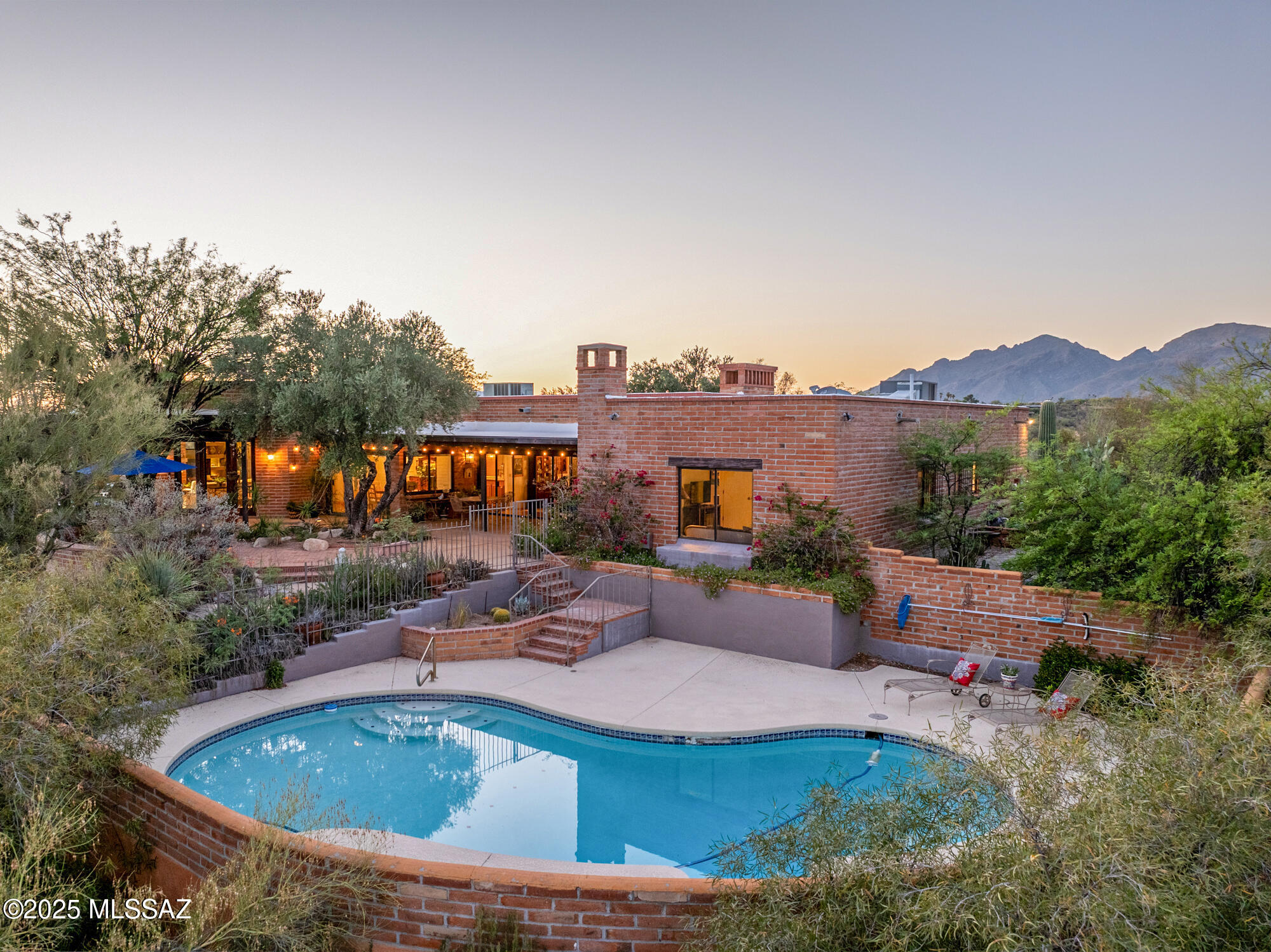 Catalina Foothills Estates NO. 2 - Residential