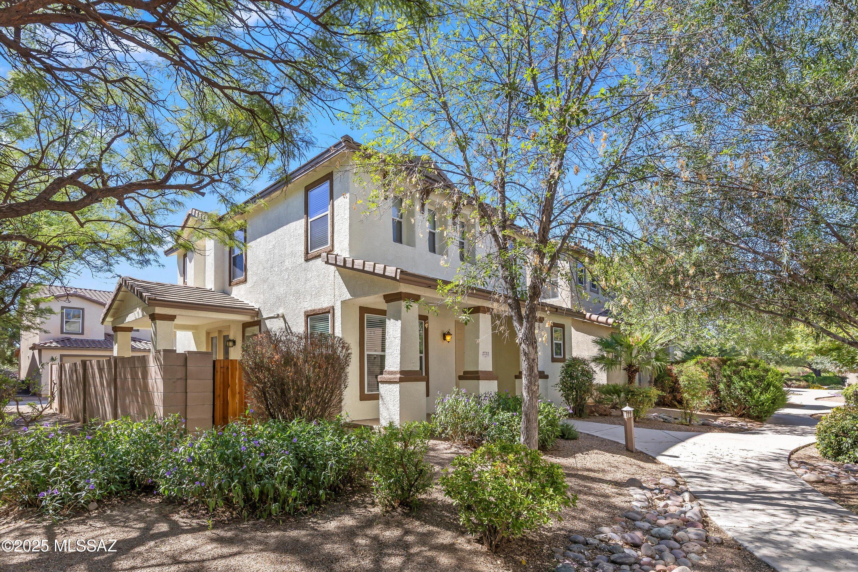 Catalina Vistas - Residential Lease