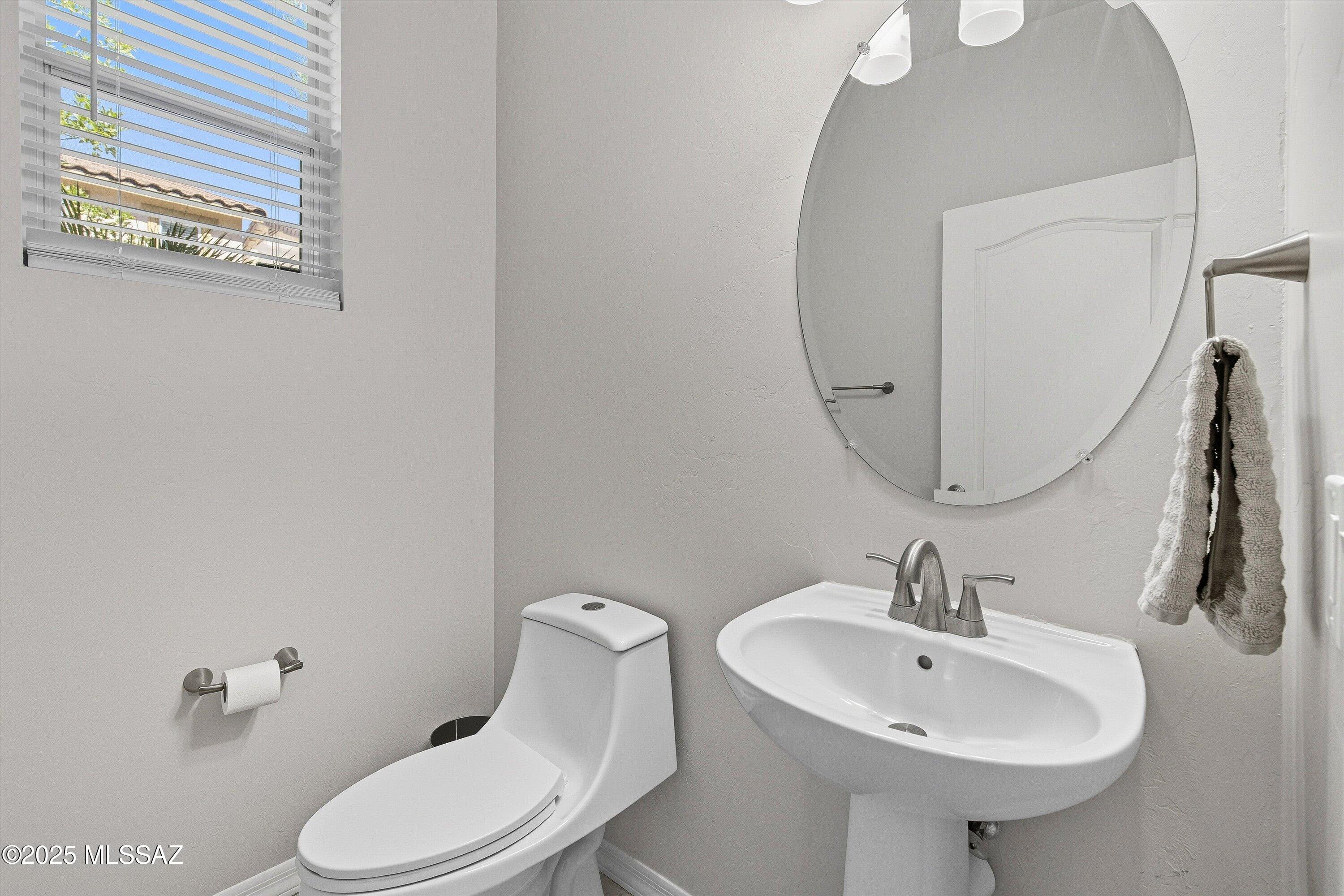 Catalina Vistas - Residential Lease