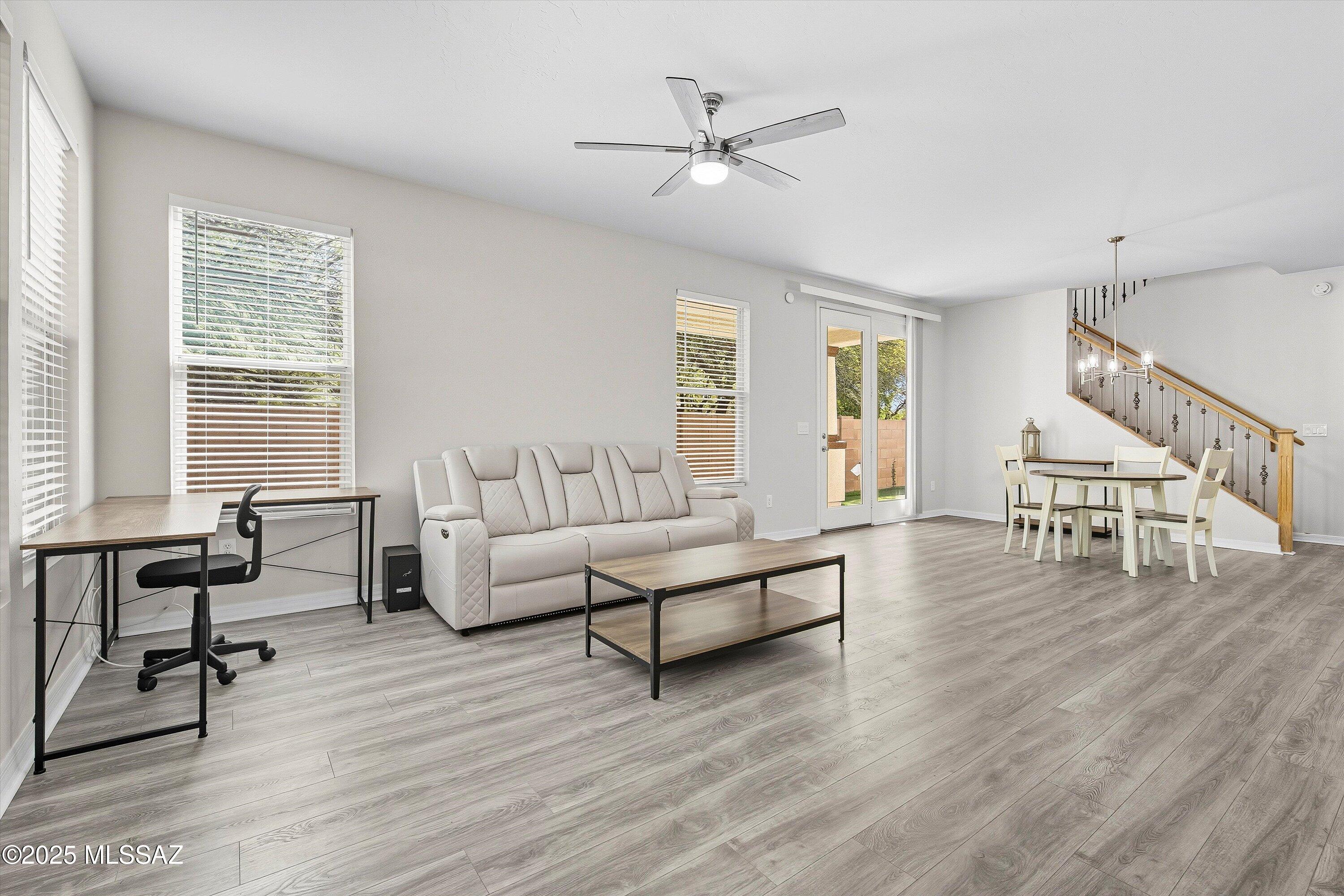 Catalina Vistas - Residential Lease