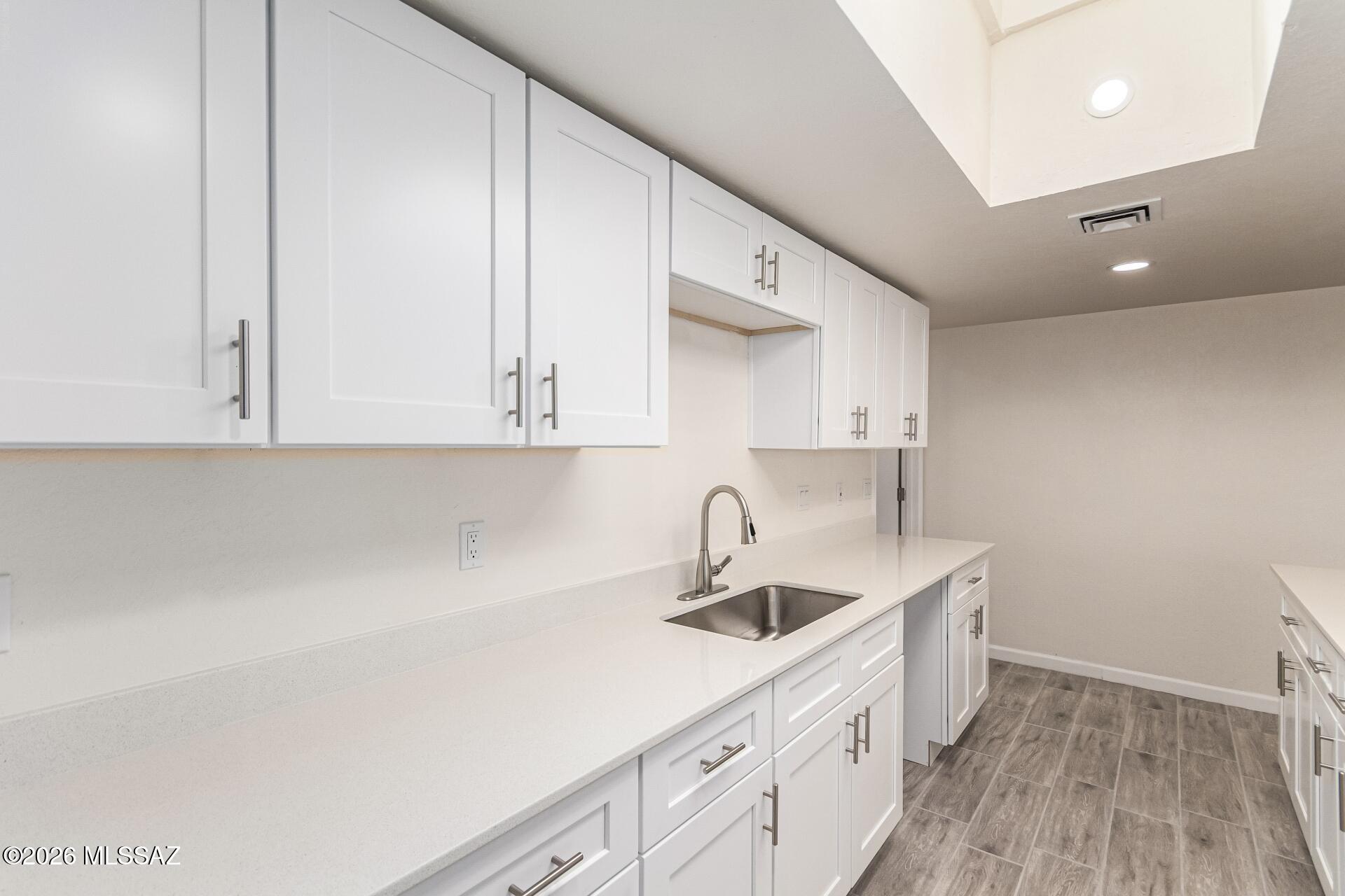Green Valley Townhouses NO.7 - Residential