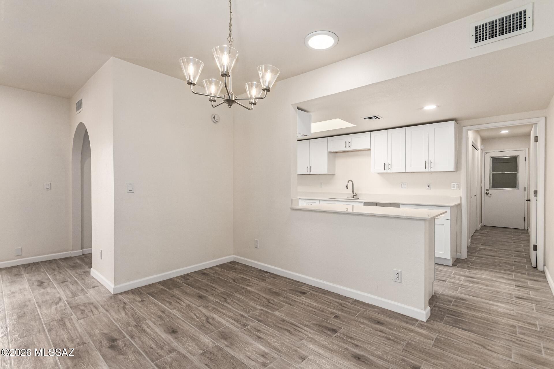 Green Valley Townhouses NO.7 - Residential