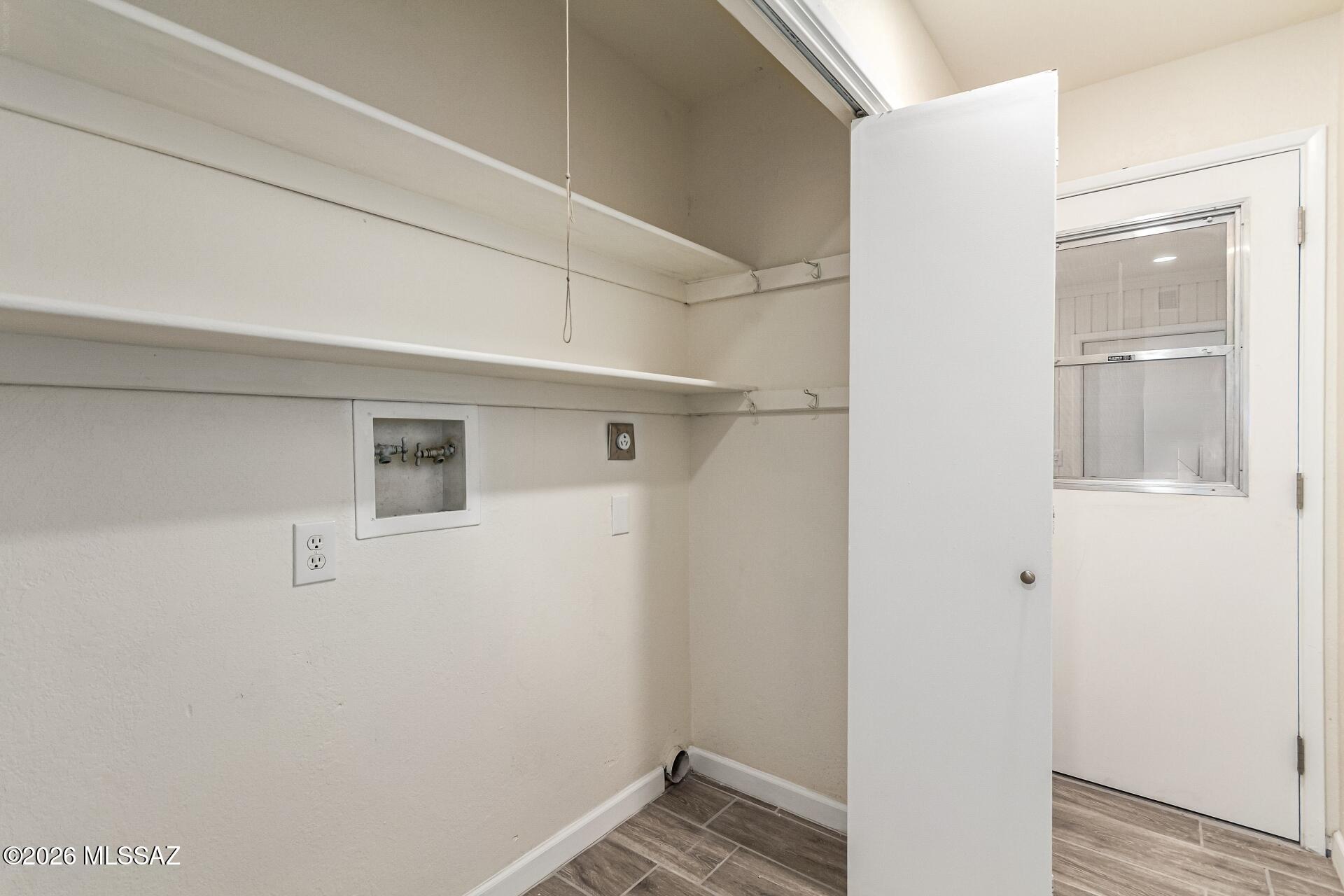 Green Valley Townhouses NO.7 - Residential