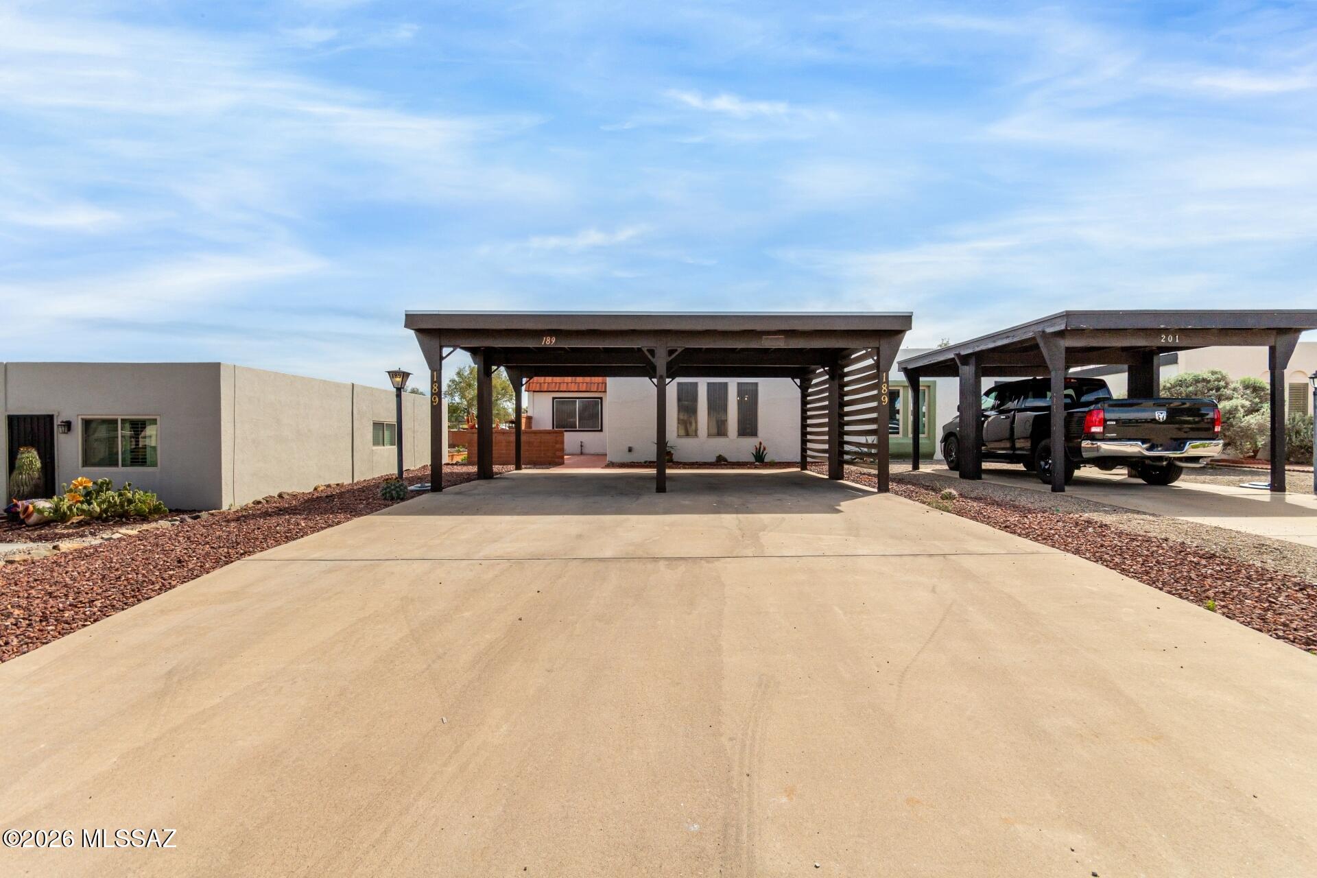 Green Valley Townhouses NO.7 - Residential