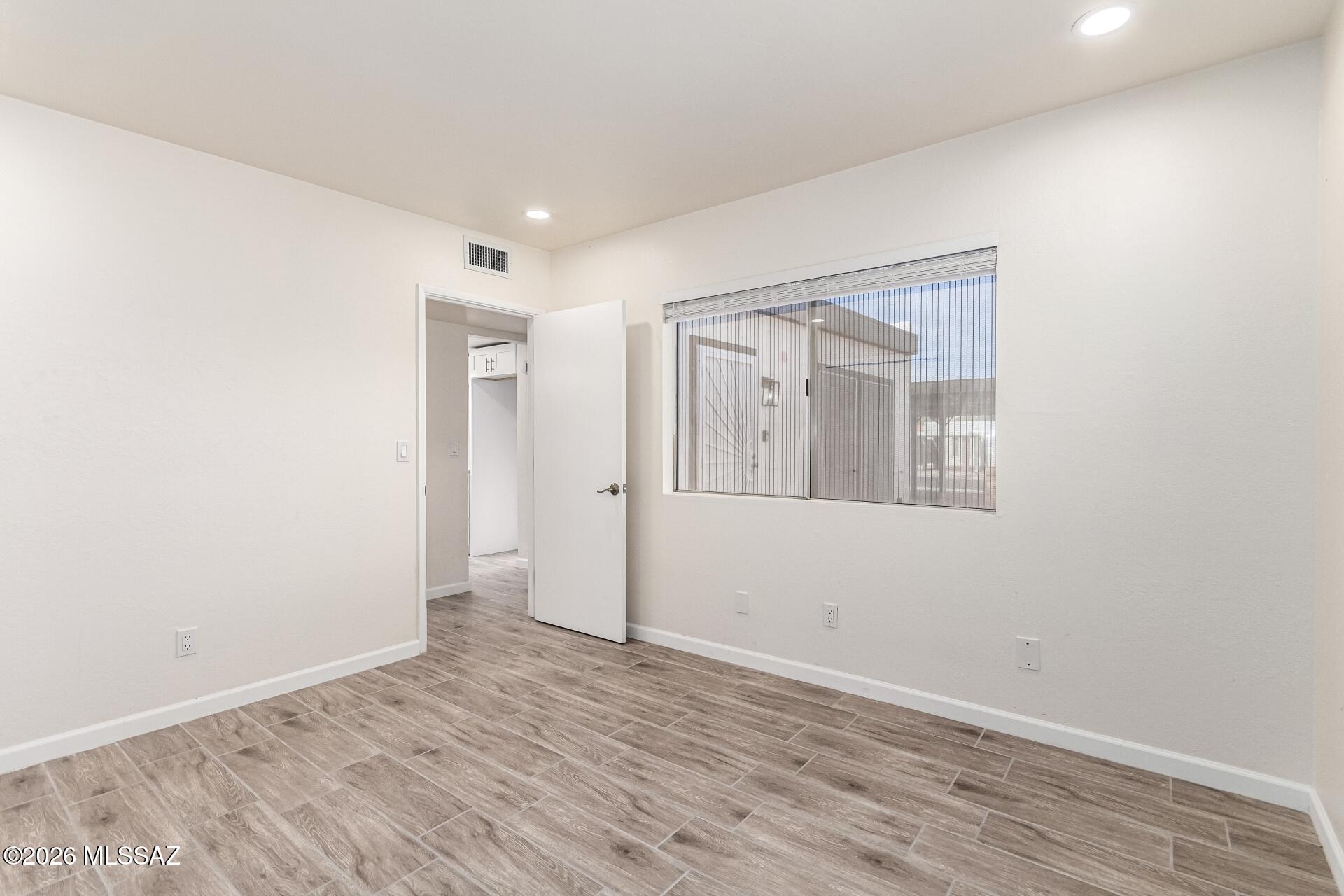 Green Valley Townhouses NO.7 - Residential