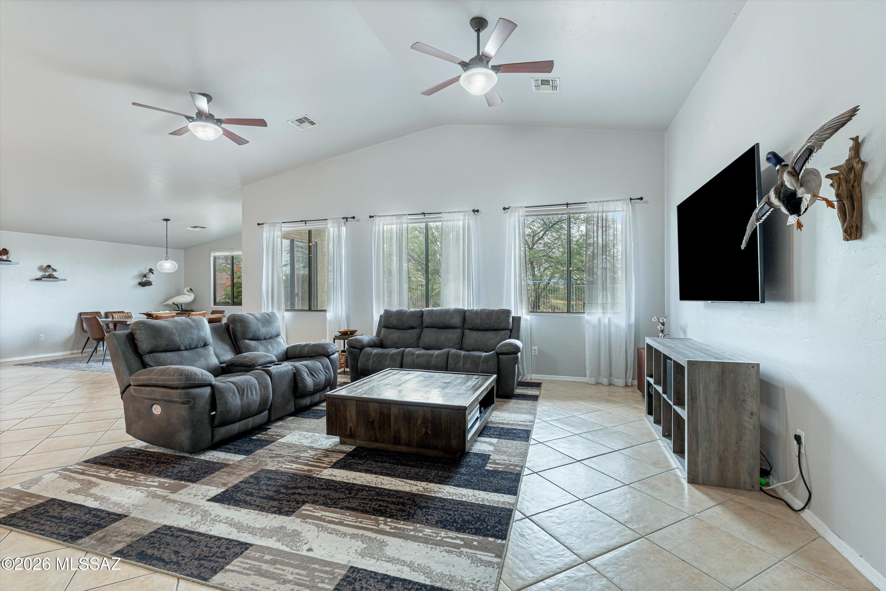 Rancho Del Lago (101-206) - Residential