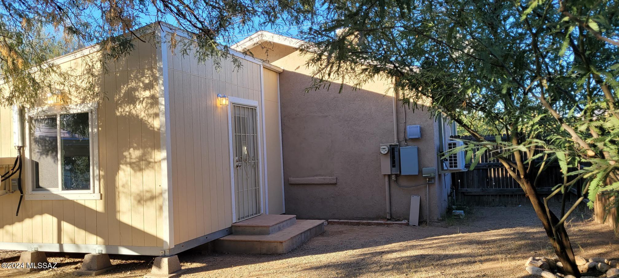 Catalina - Residential Lease