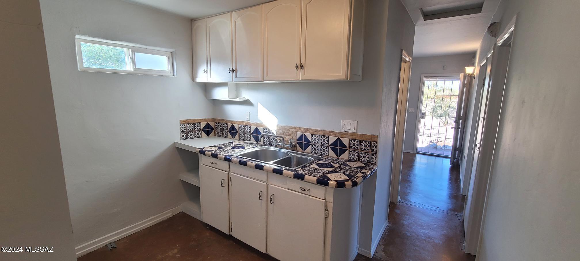 Catalina - Residential Lease