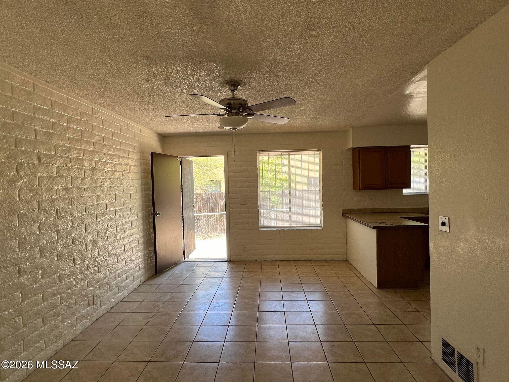 Tucson Heights Amended - Residential Lease